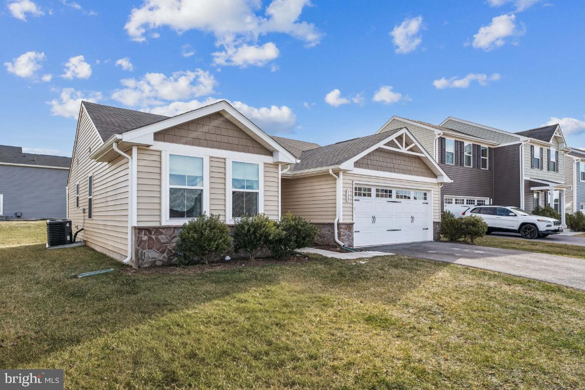 MEADE'S CROSSING - Residential