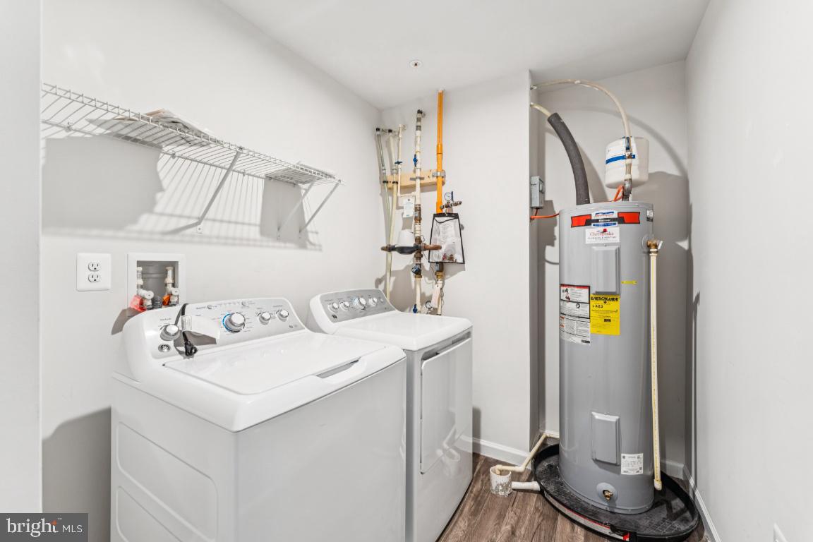 MEADE'S CROSSING - Residential