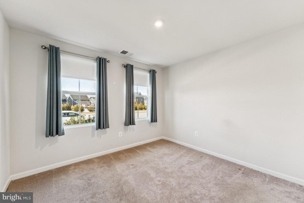 MEADE'S CROSSING - Residential