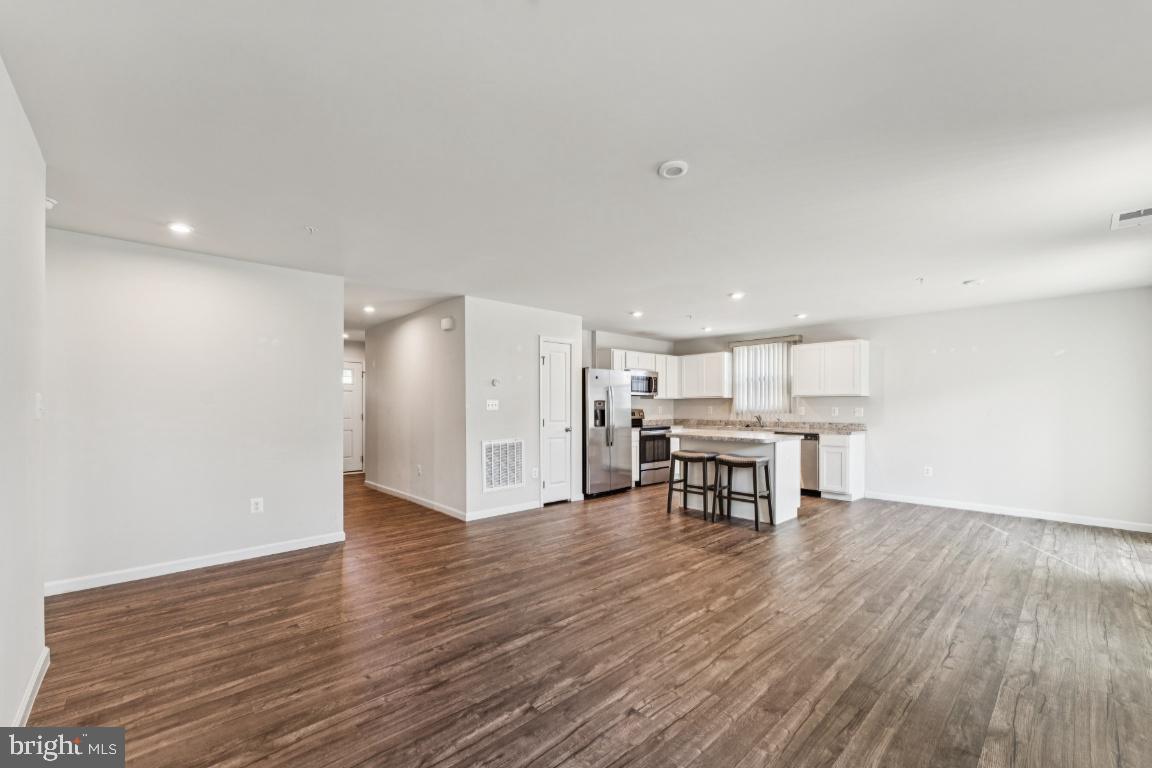 MEADE'S CROSSING - Residential