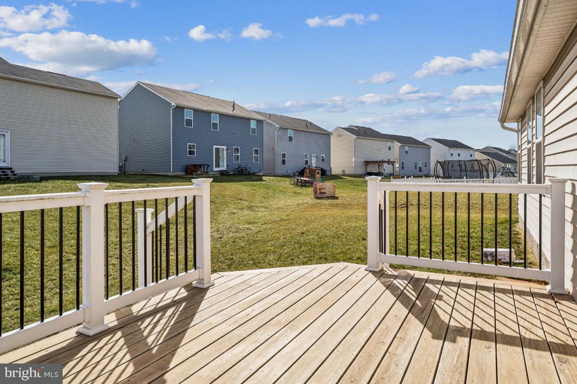 MEADE'S CROSSING - Residential