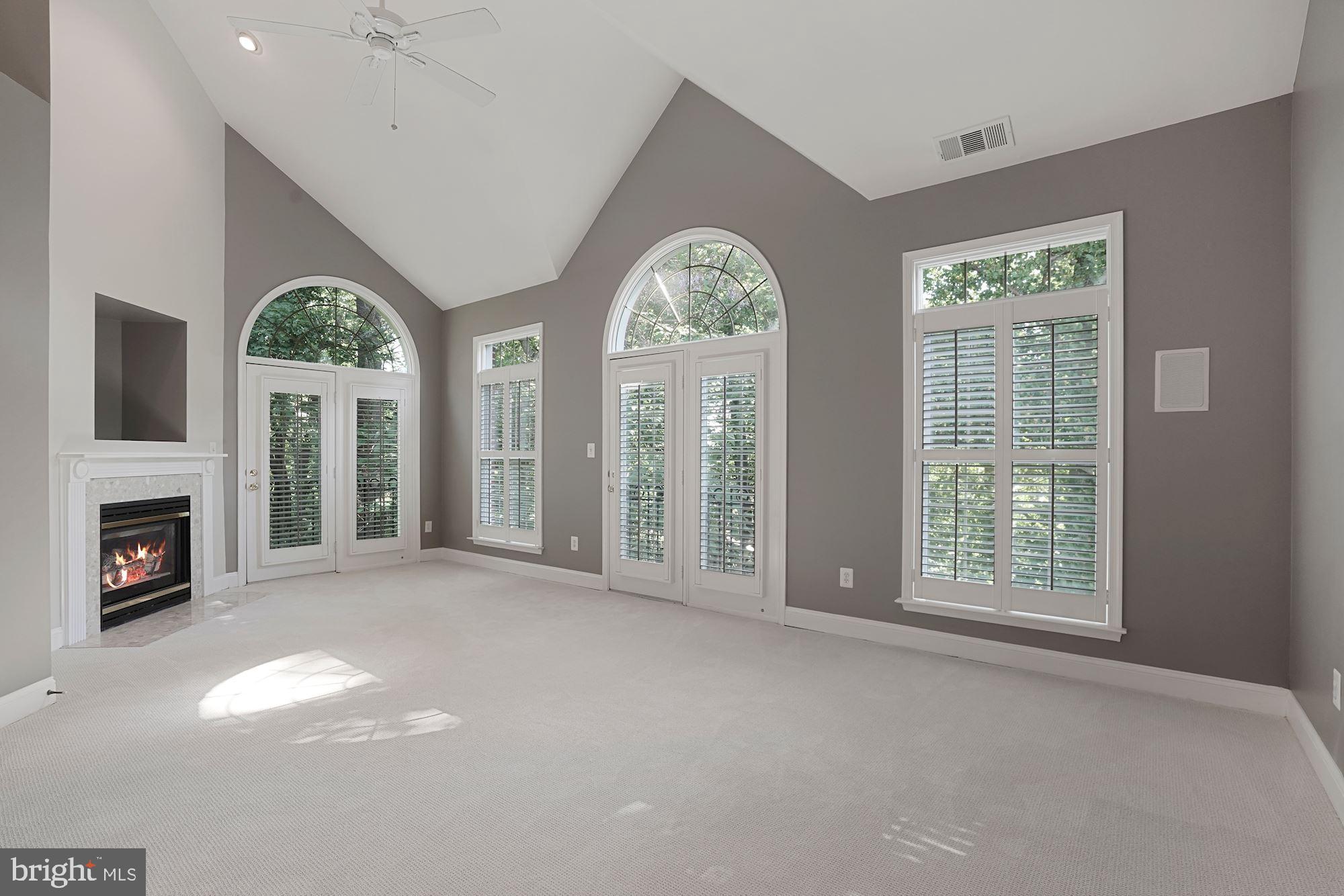 PALISADES PARK - Residential