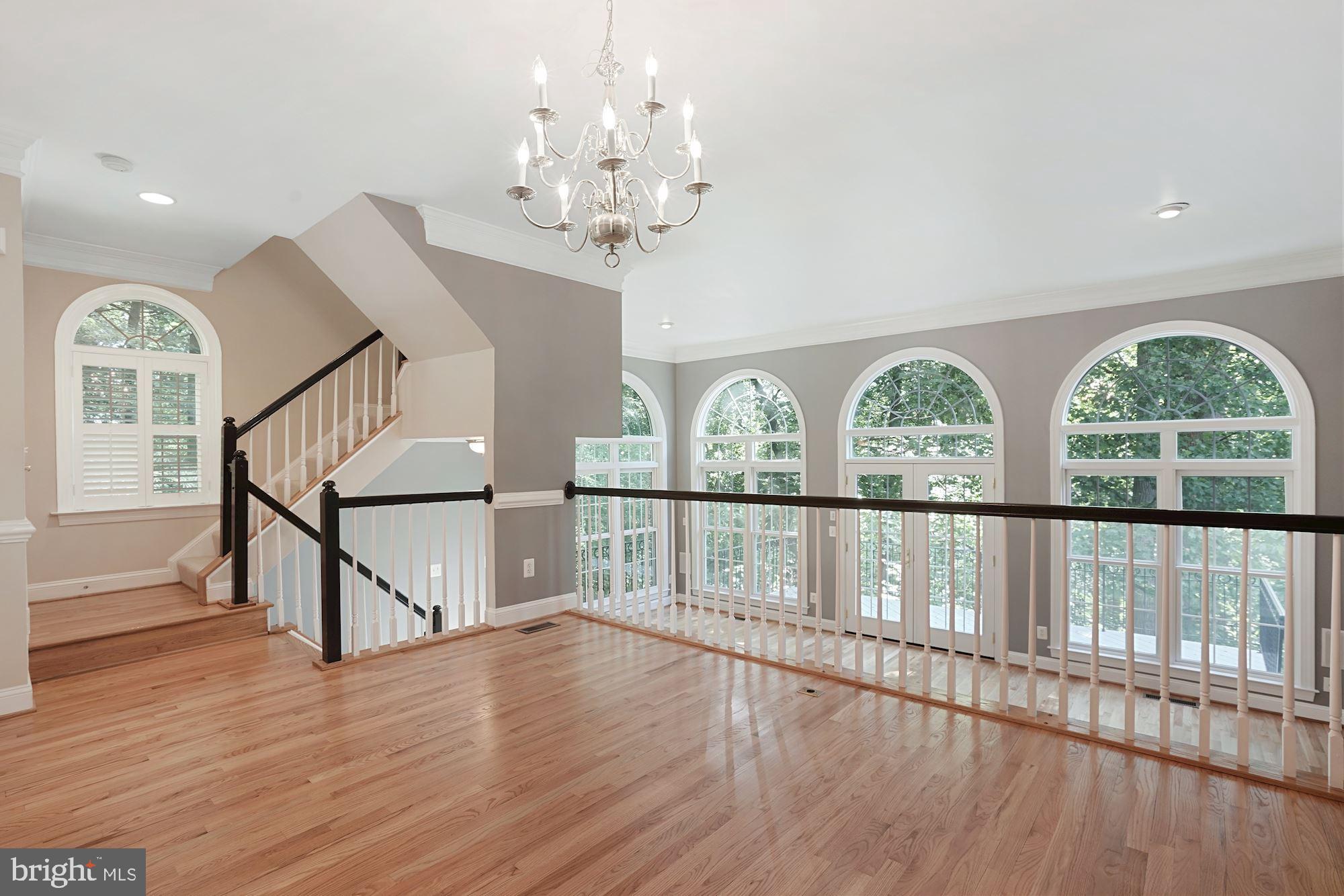 PALISADES PARK - Residential