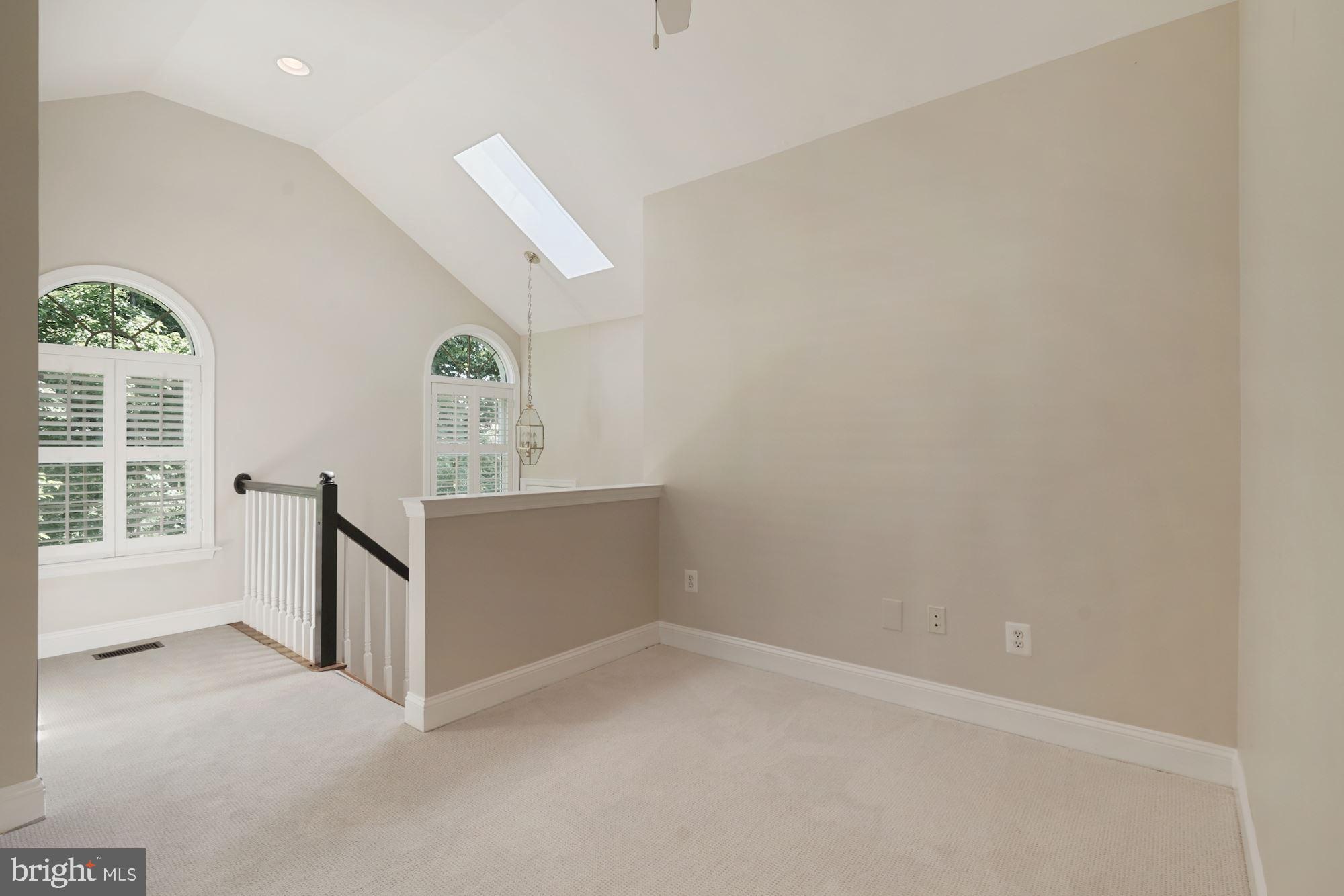 PALISADES PARK - Residential