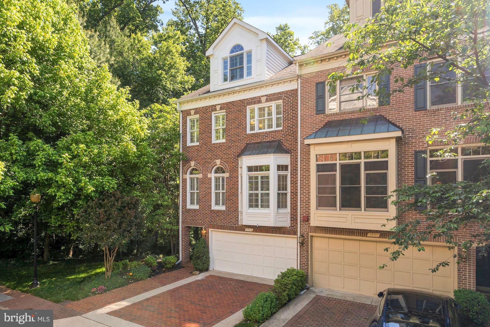 PALISADES PARK - Residential