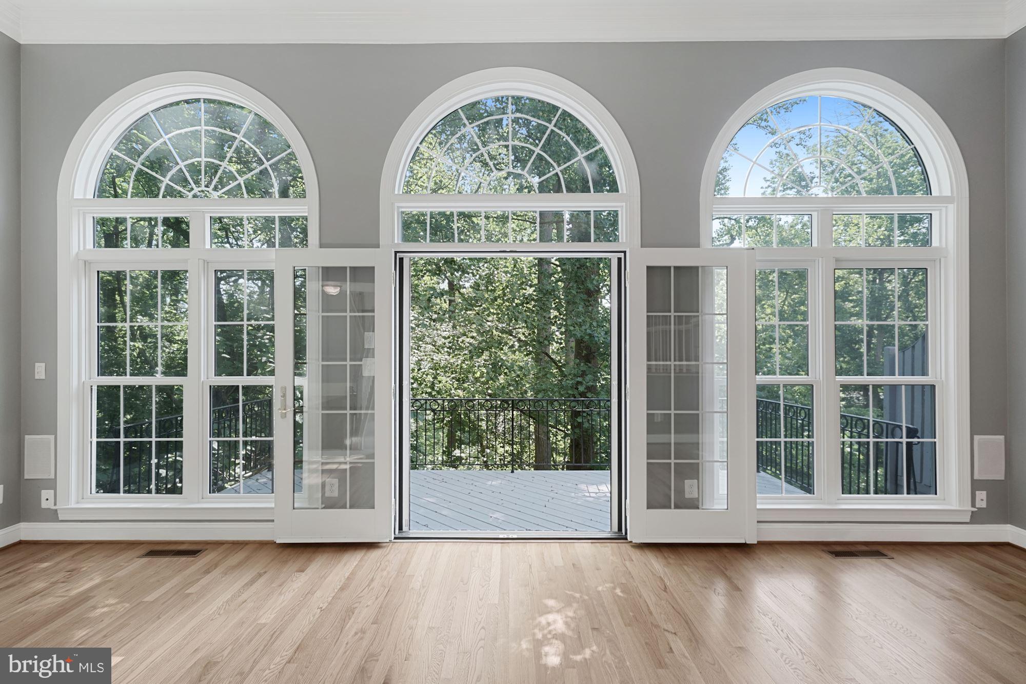 PALISADES PARK - Residential