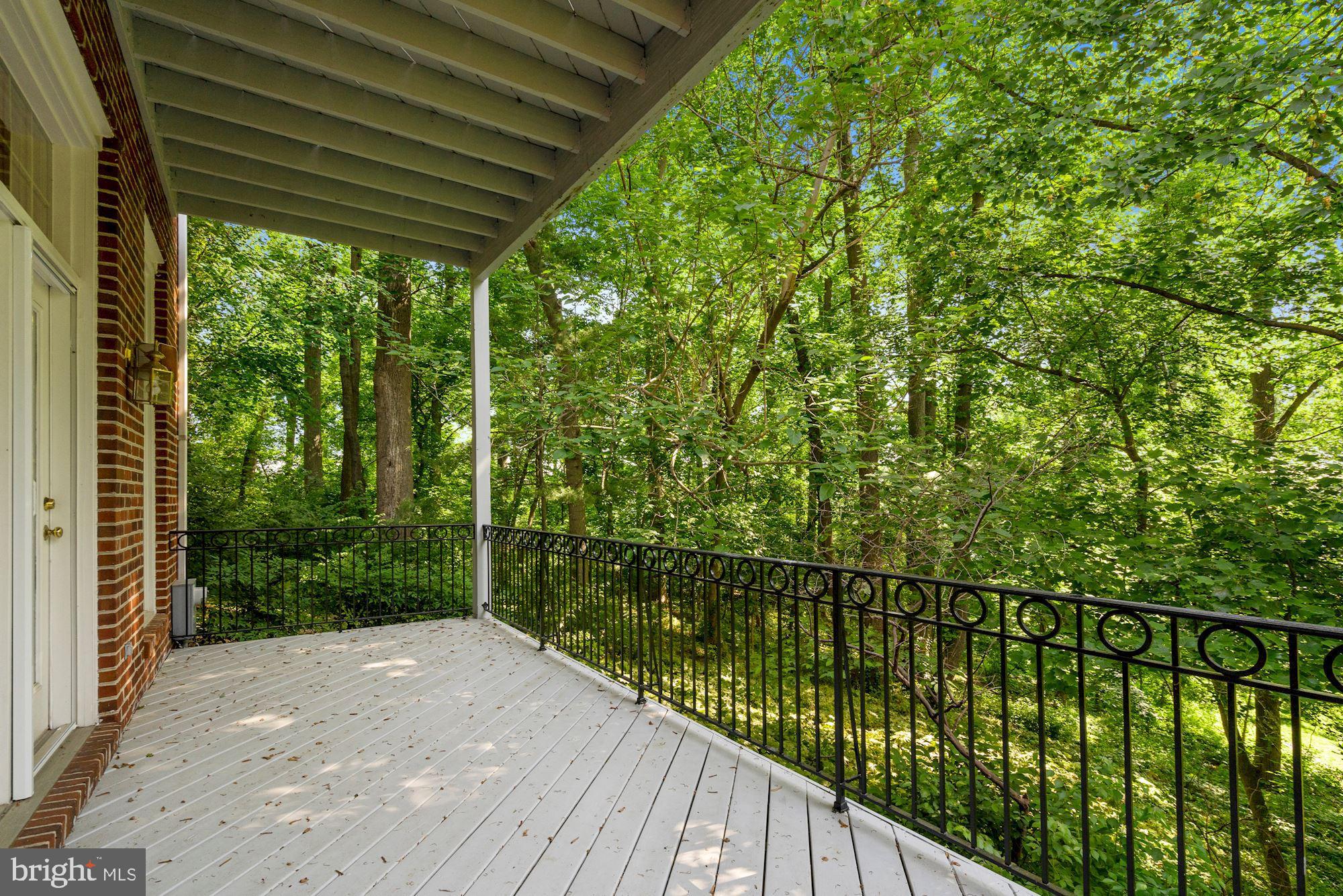 PALISADES PARK - Residential