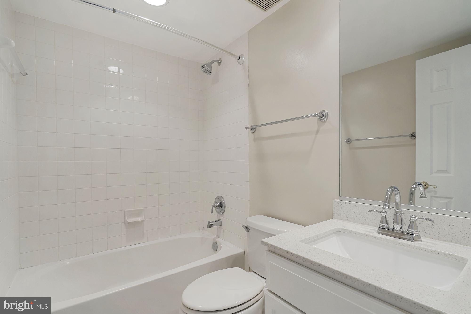 PALISADES PARK - Residential