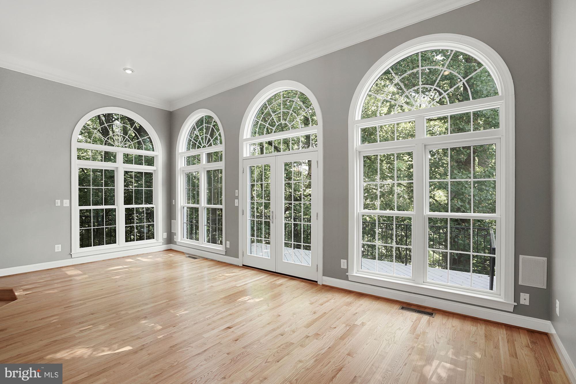 PALISADES PARK - Residential