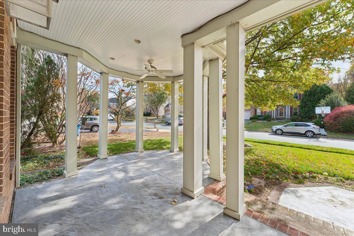 13222 STABLE BROOK WAY