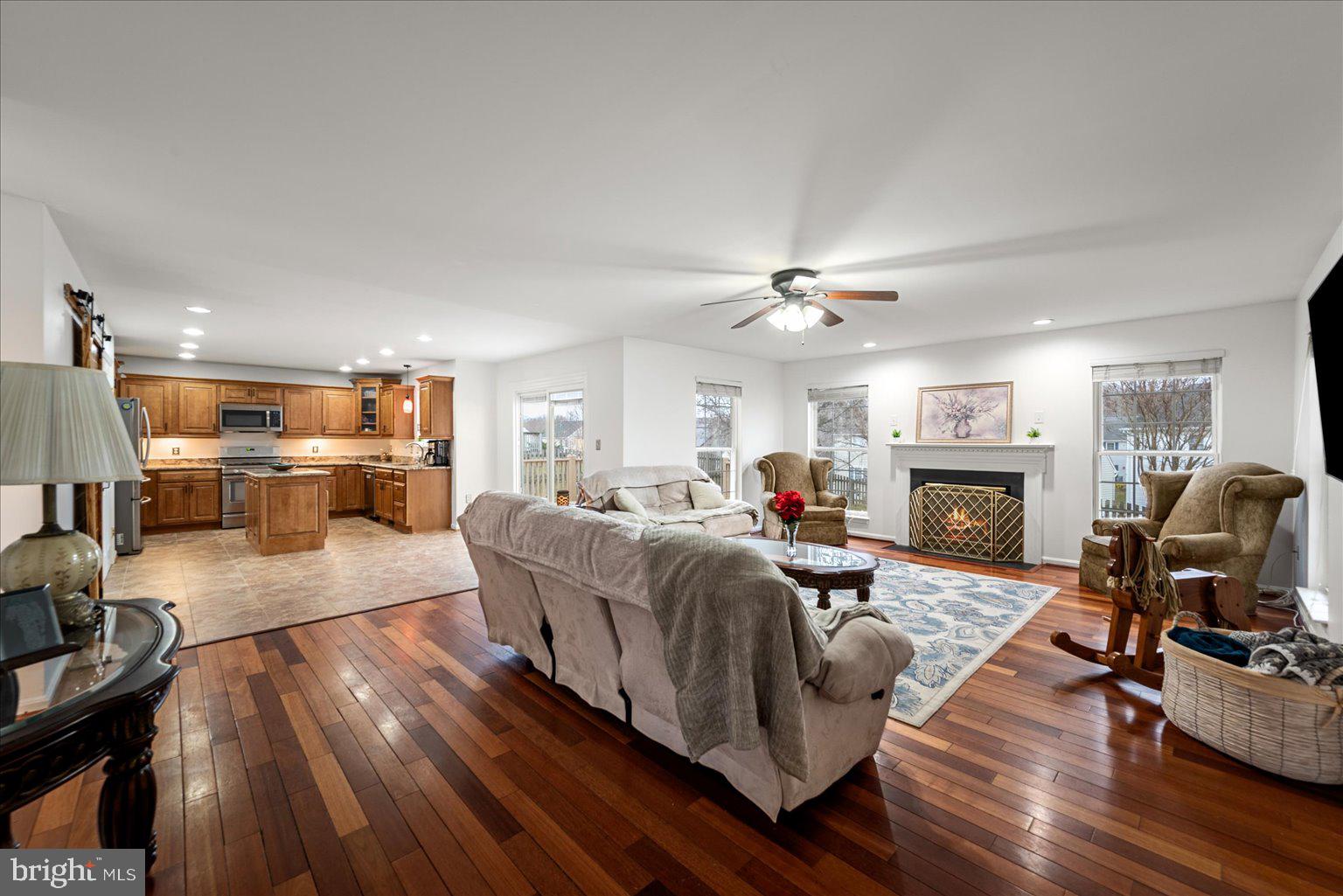 STAFFORD LAKES VILLAGE - Residential