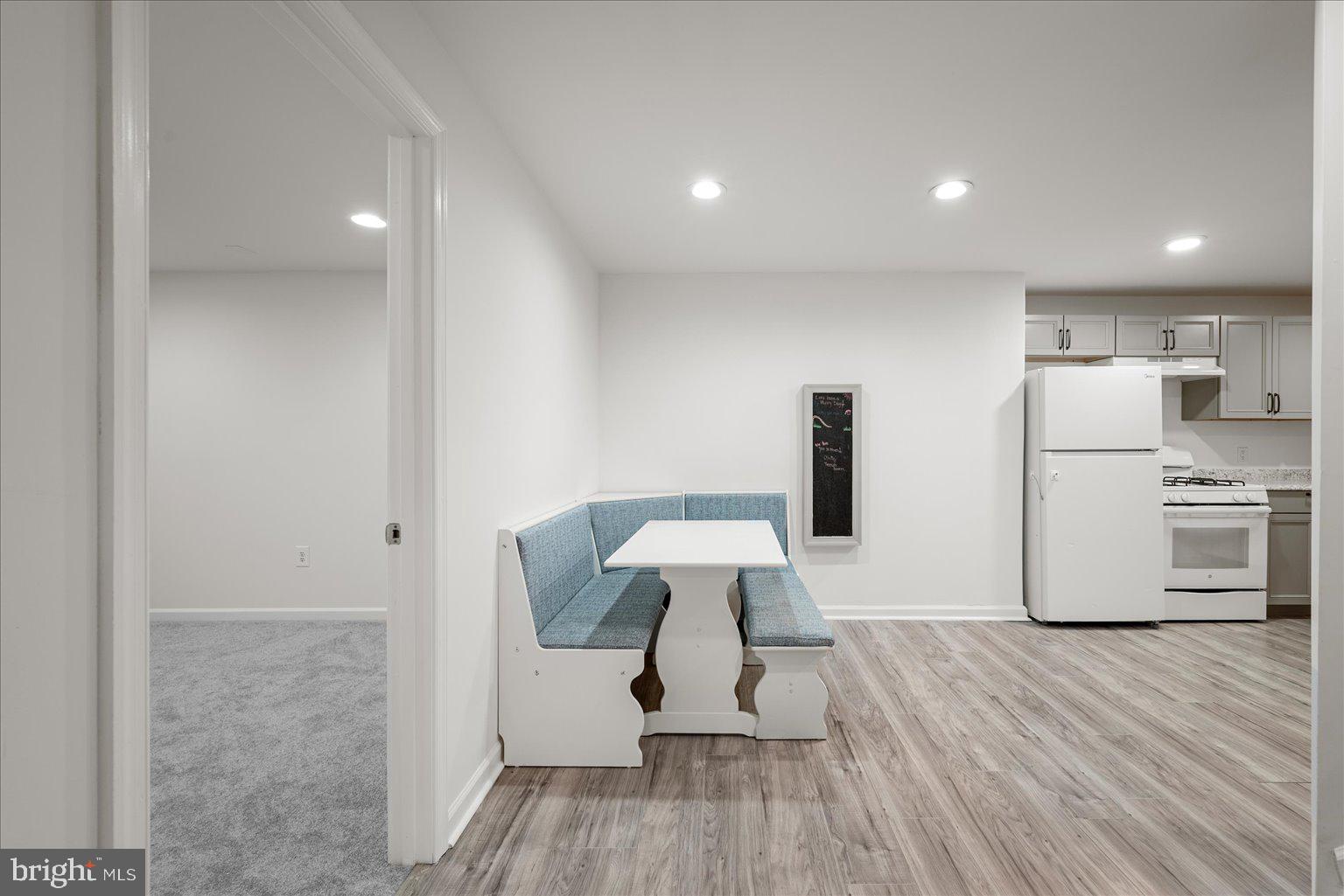 STAFFORD LAKES VILLAGE - Residential