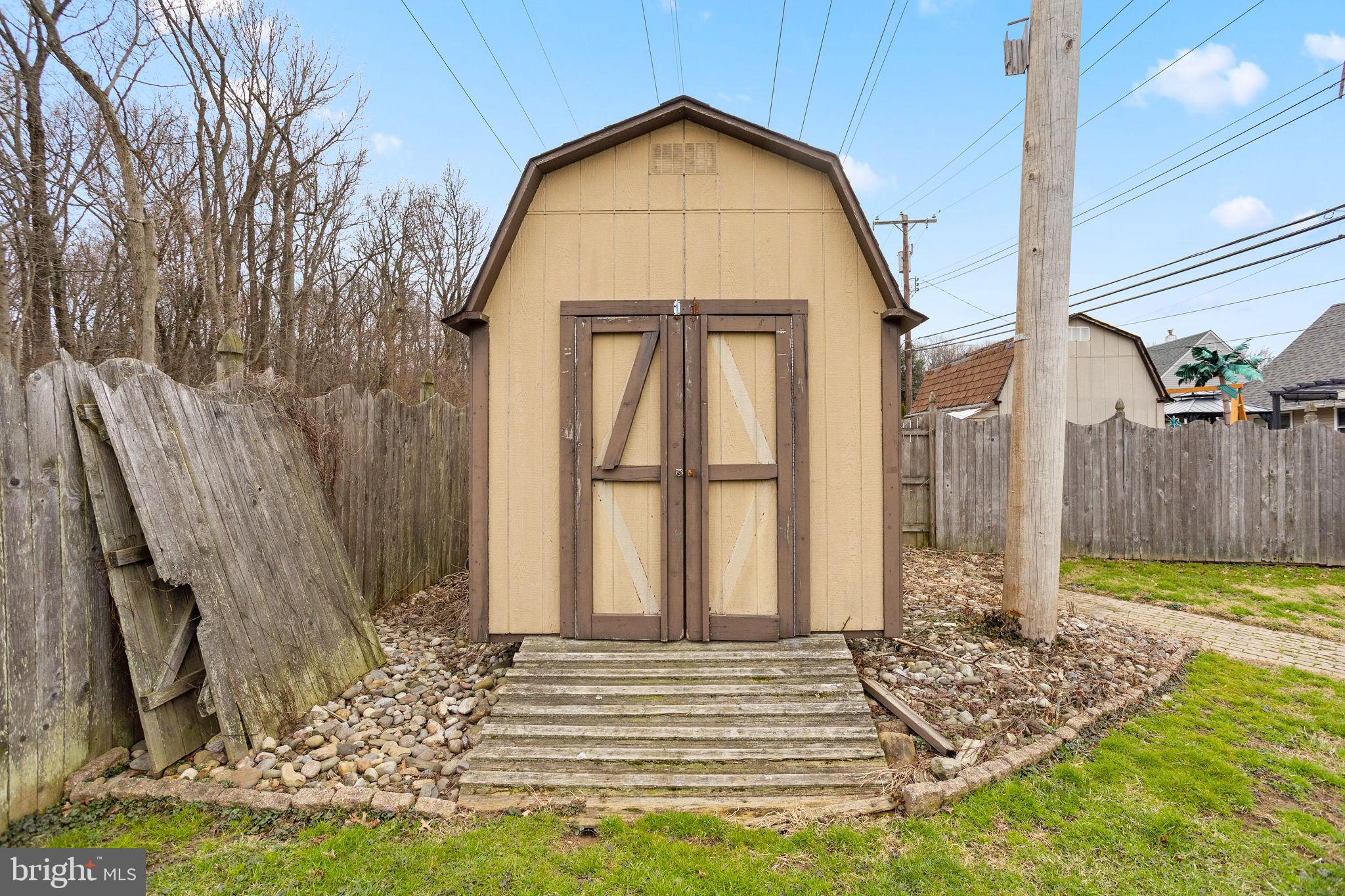 RED CEDAR HILL - Residential