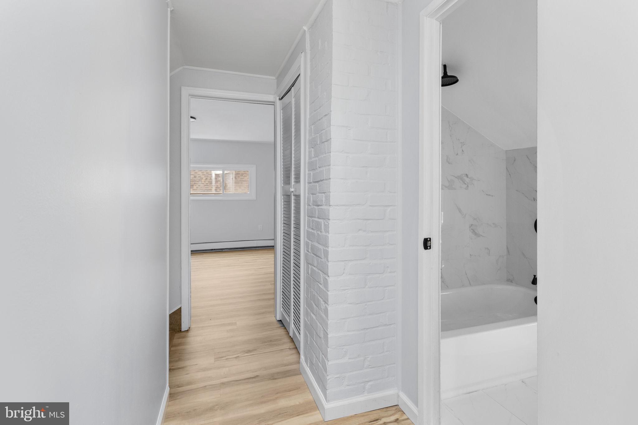 RED CEDAR HILL - Residential