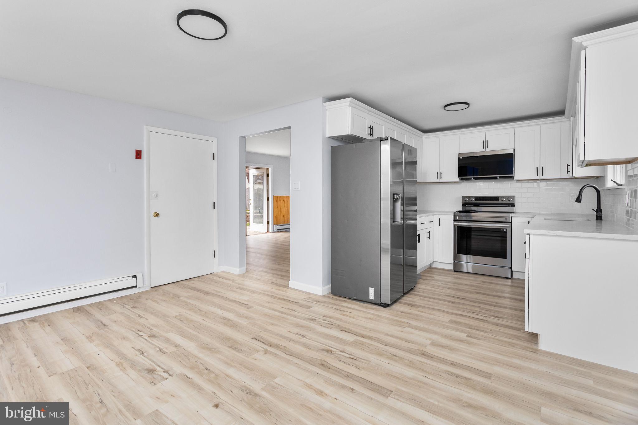 RED CEDAR HILL - Residential