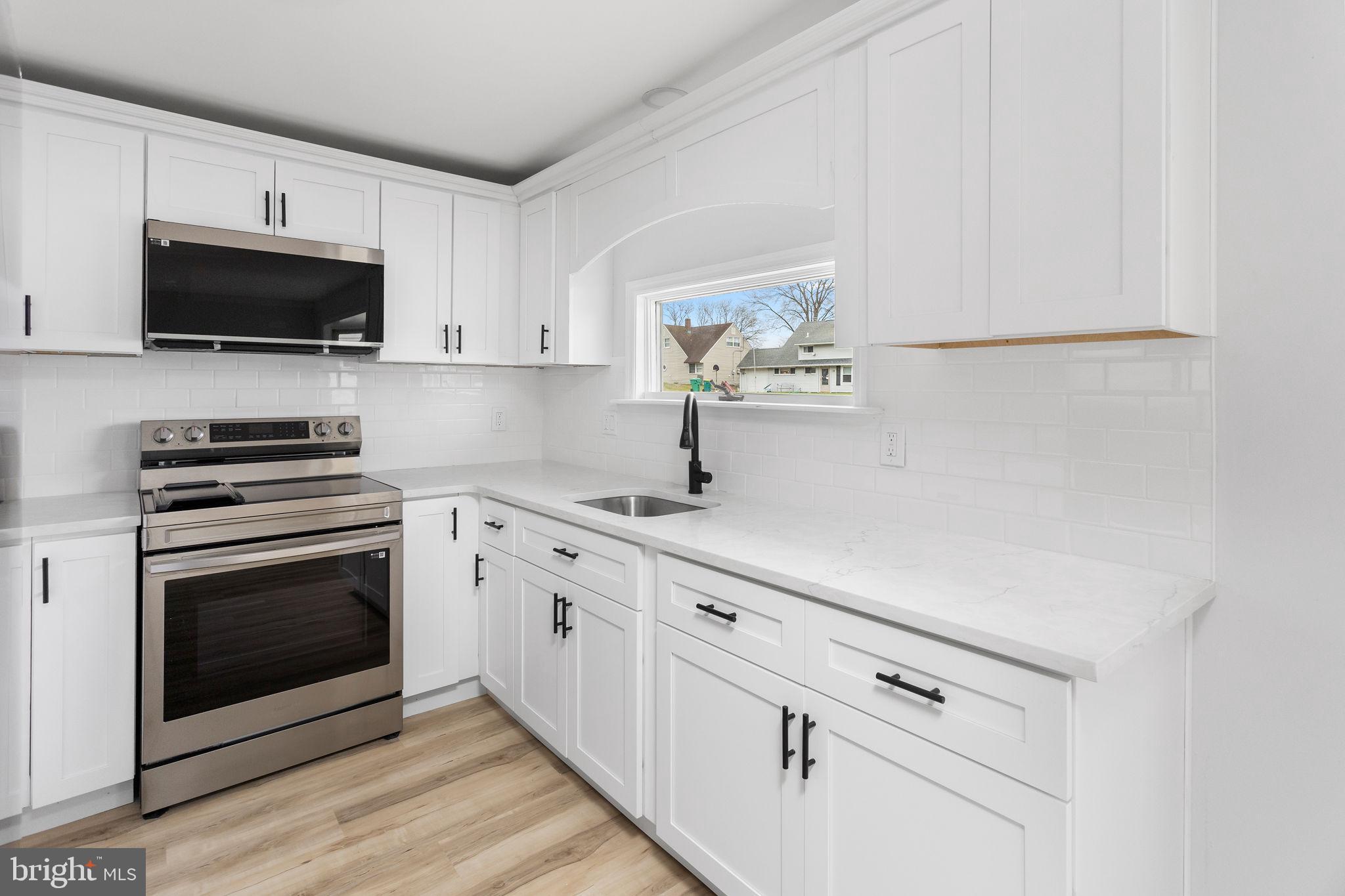 RED CEDAR HILL - Residential