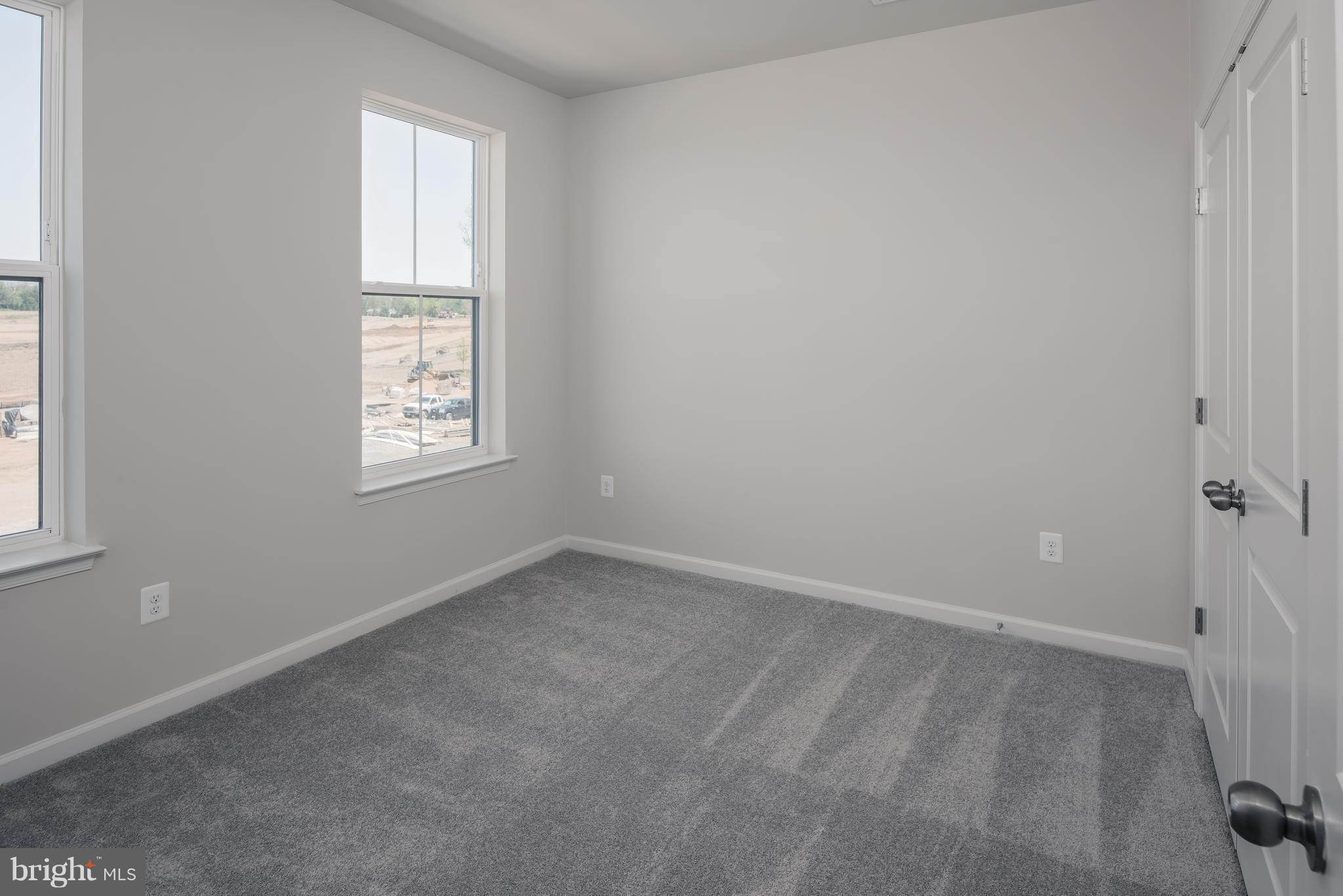 POTOMAC OVERLOOK - Residential