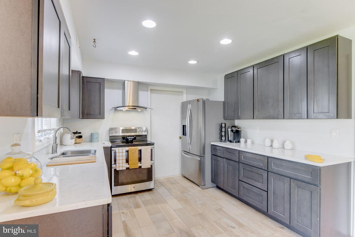 WHITEHALL AT BELAIR - Residential