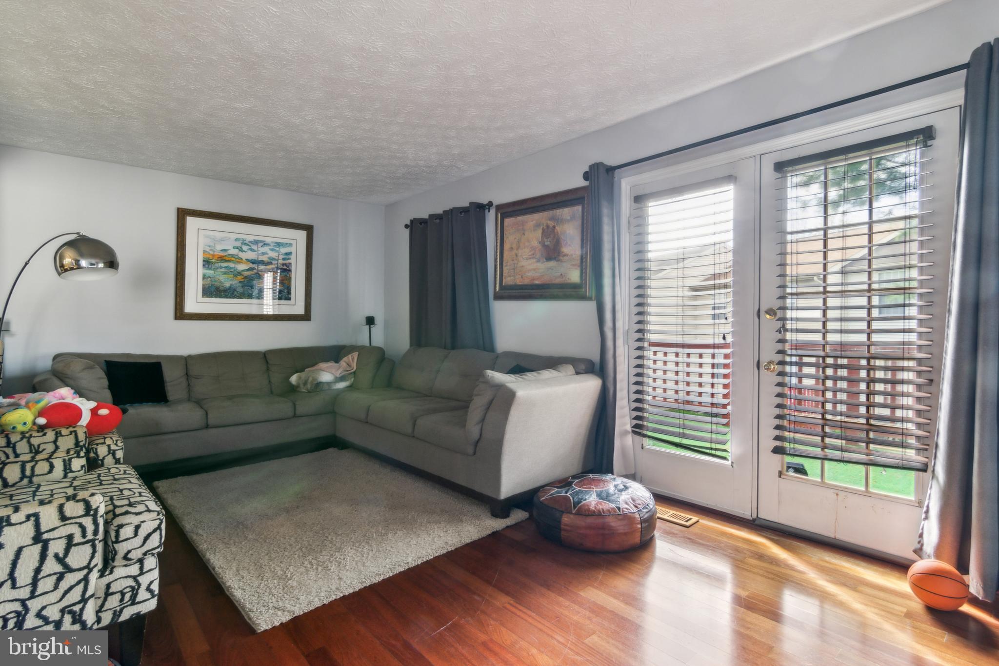 8138 TOWNSHIP DRIVE