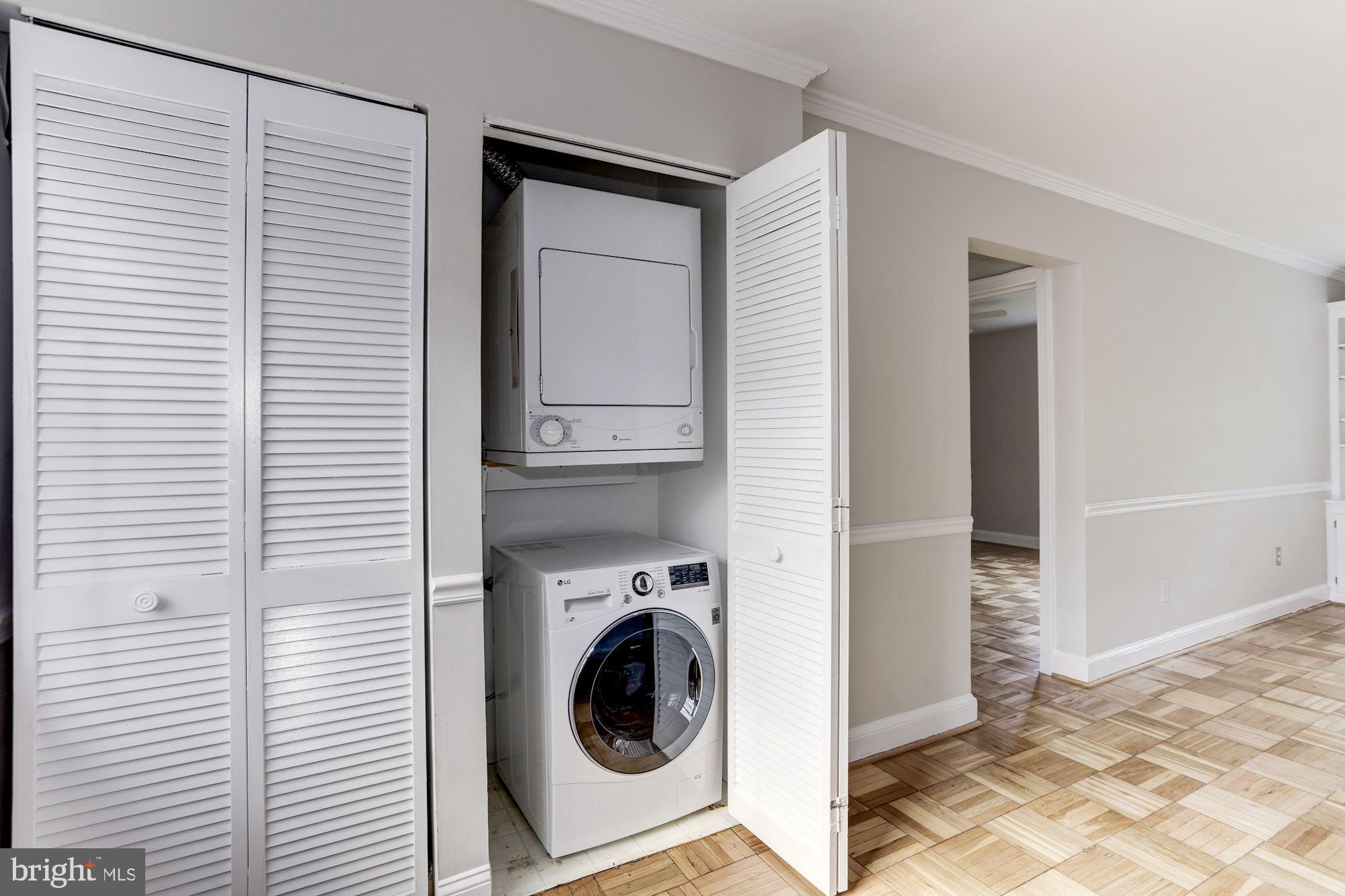 POTOWMACK CROSSING - Residential