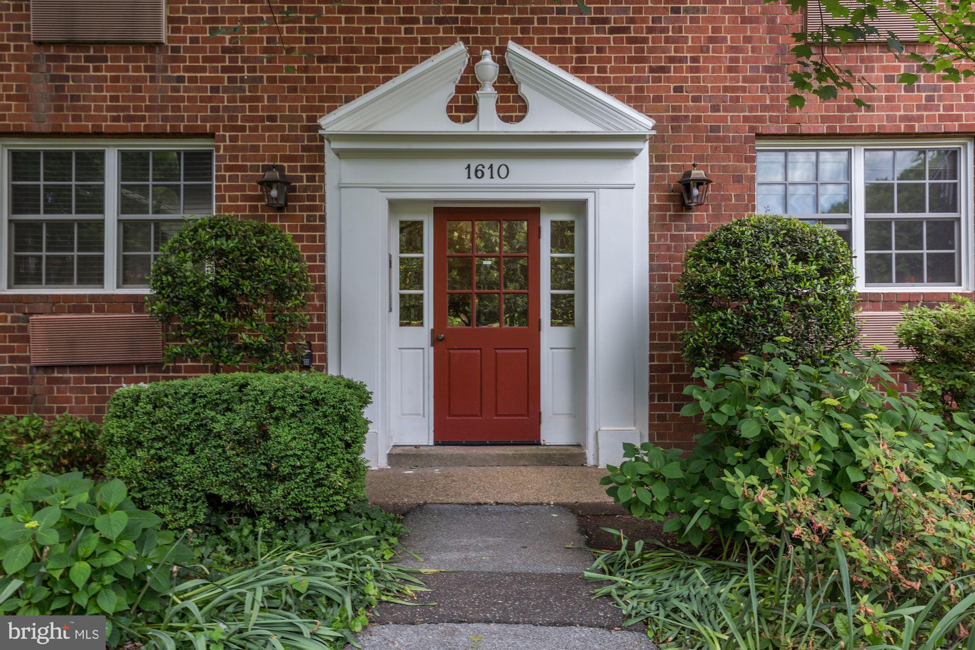 POTOWMACK CROSSING - Residential