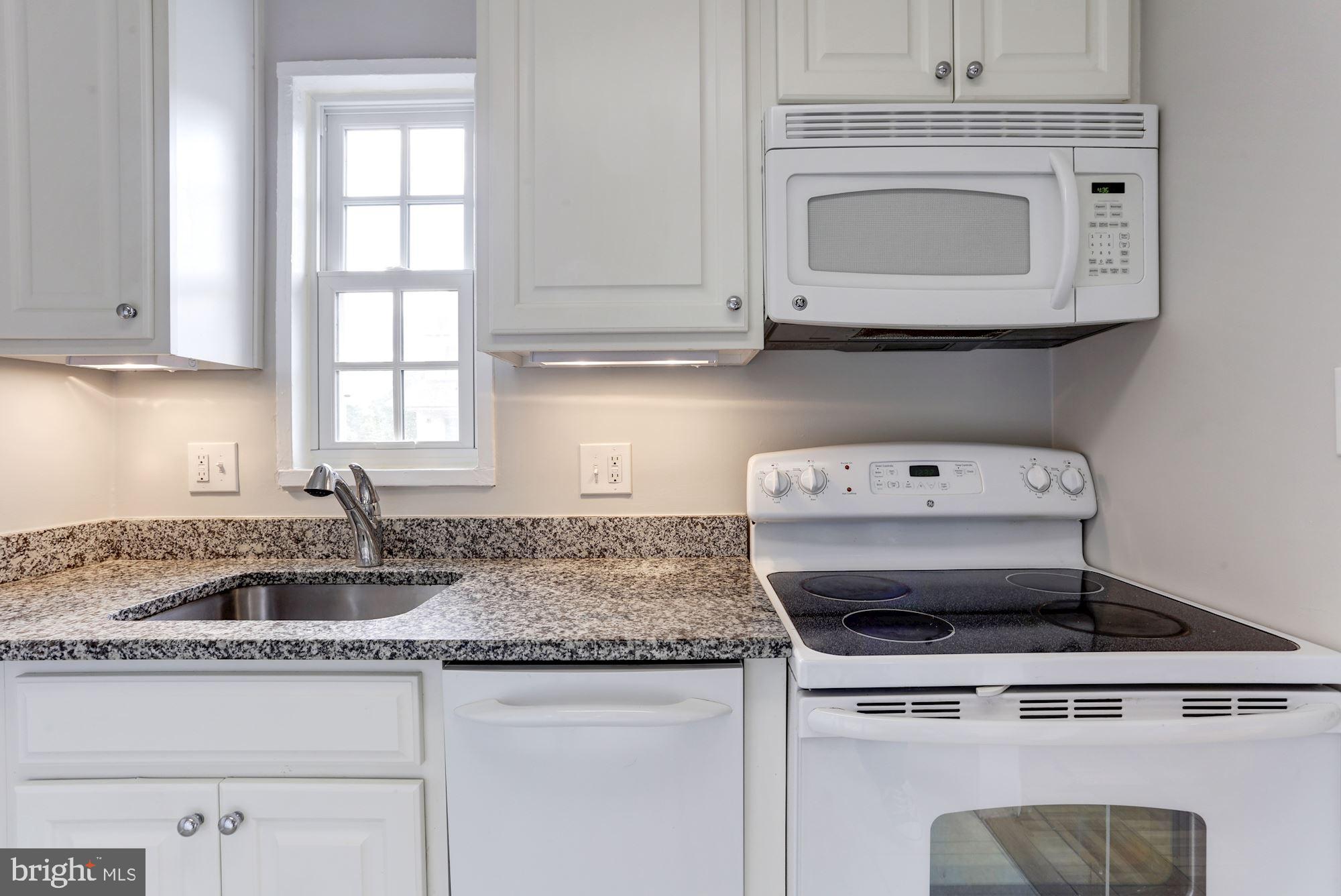 POTOWMACK CROSSING - Residential