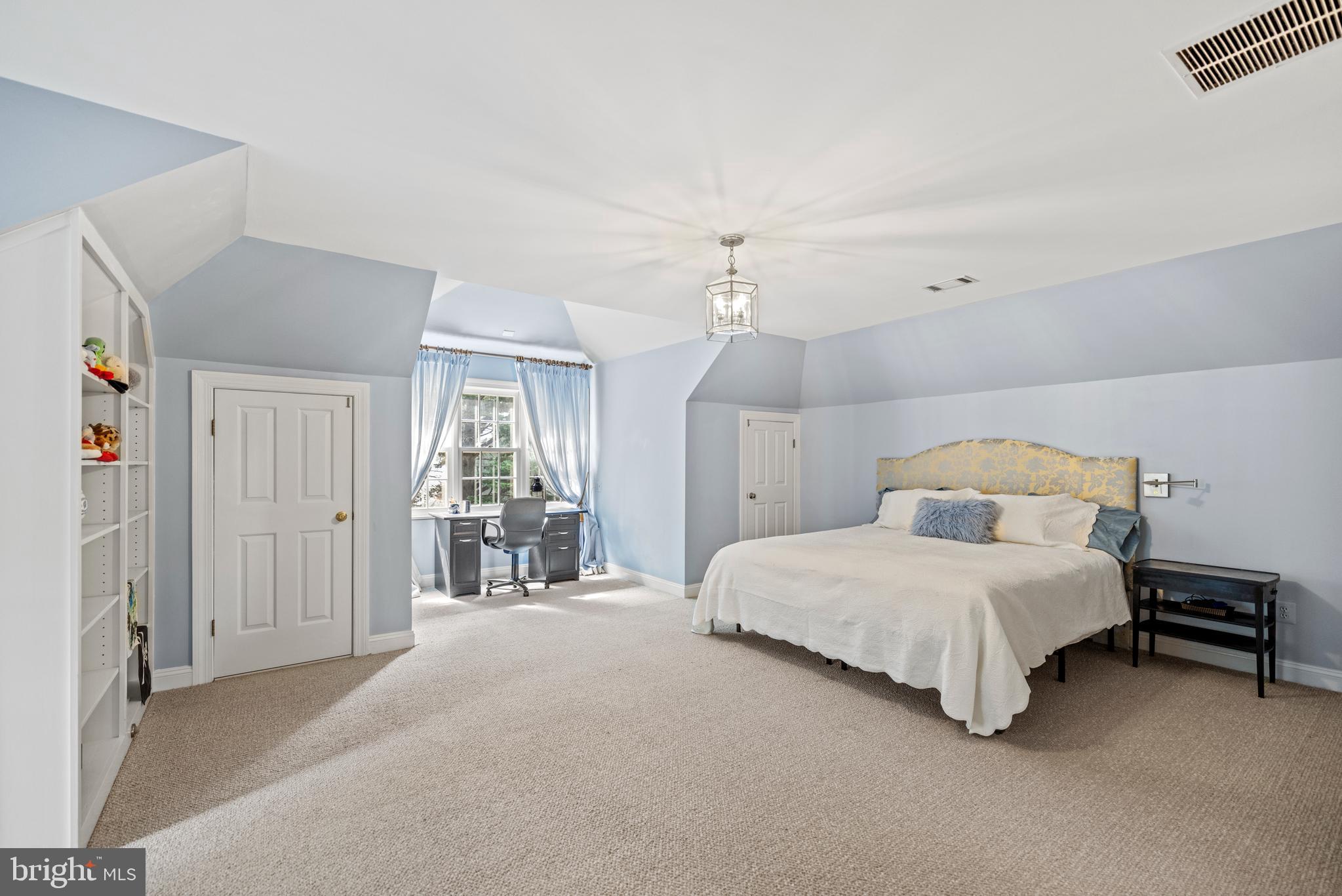 BANNOCKBURN HEIGHTS - Residential