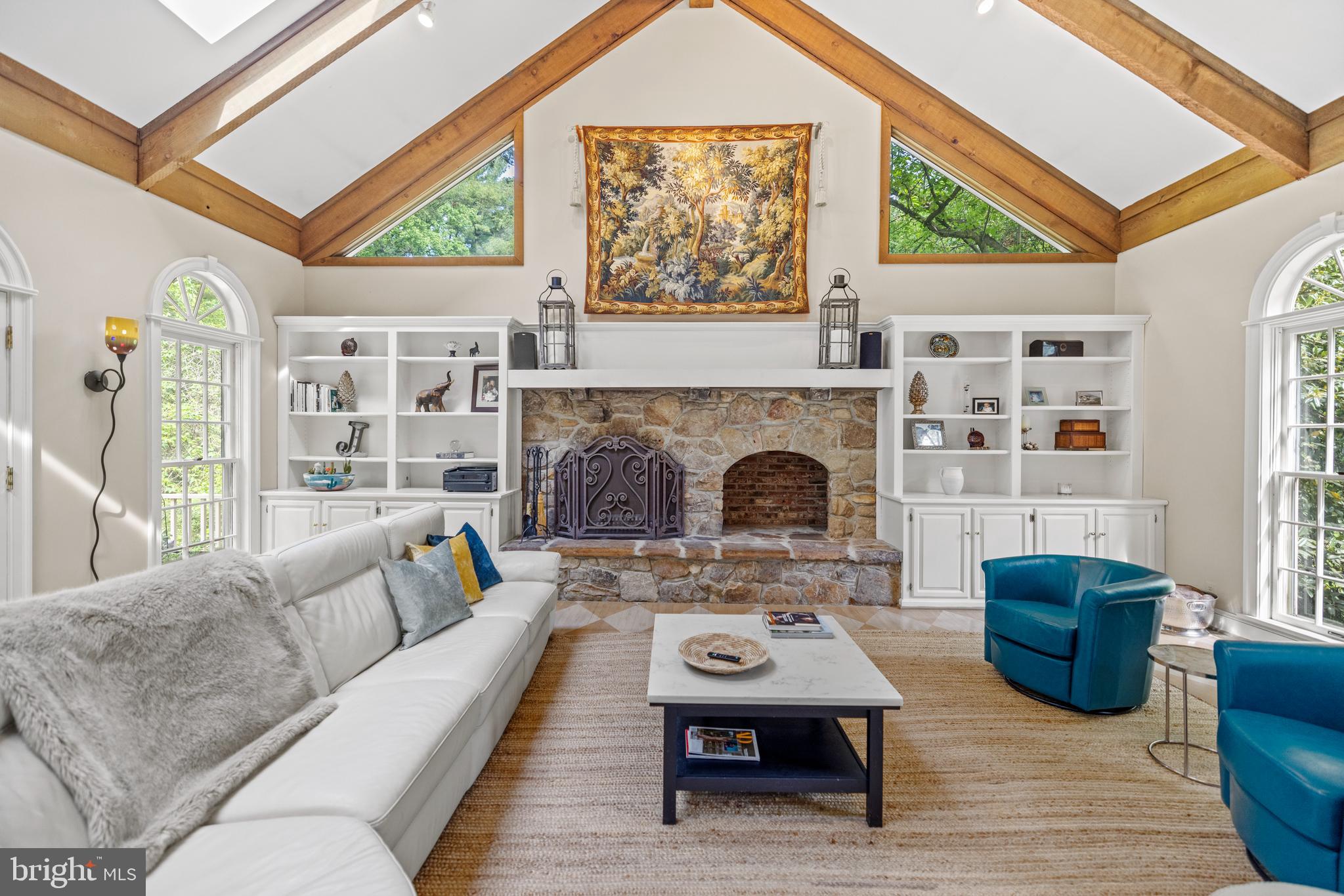 BANNOCKBURN HEIGHTS - Residential