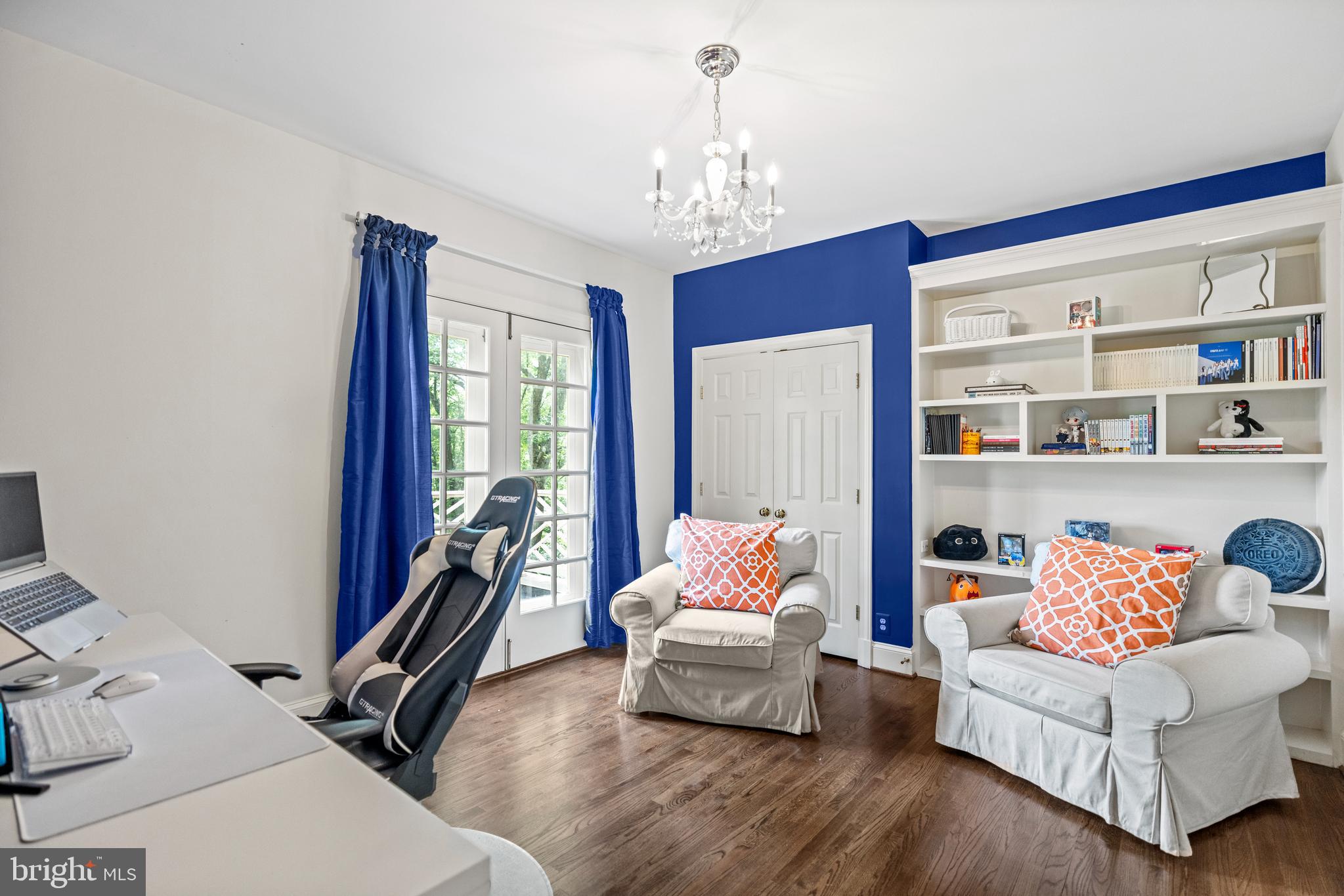 BANNOCKBURN HEIGHTS - Residential