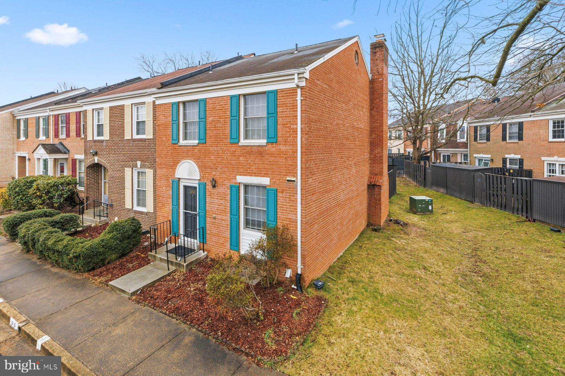 SPRINGFIELD VILLAGE - Residential