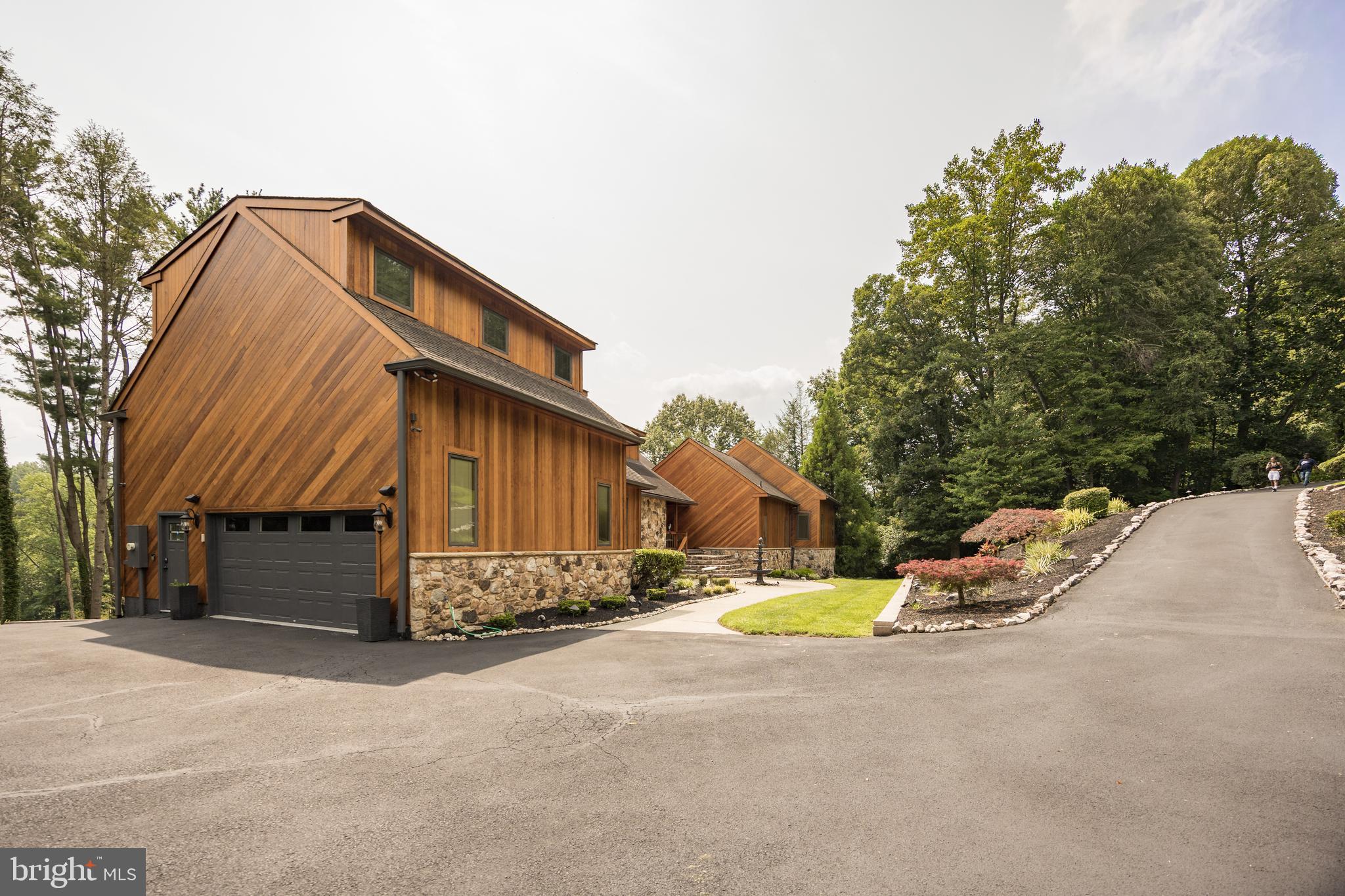 3314 BREIDABLIK DRIVE
