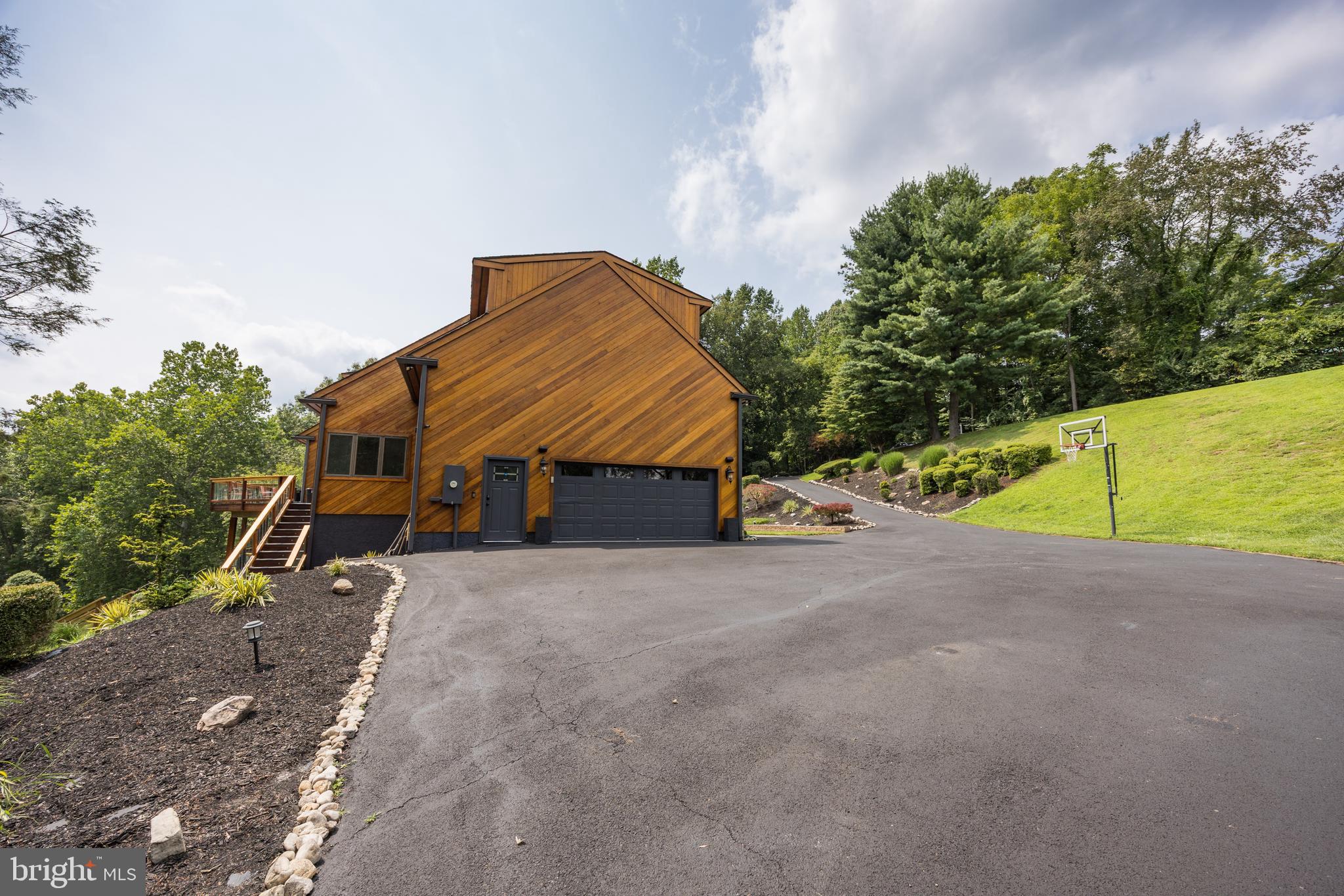 3314 BREIDABLIK DRIVE