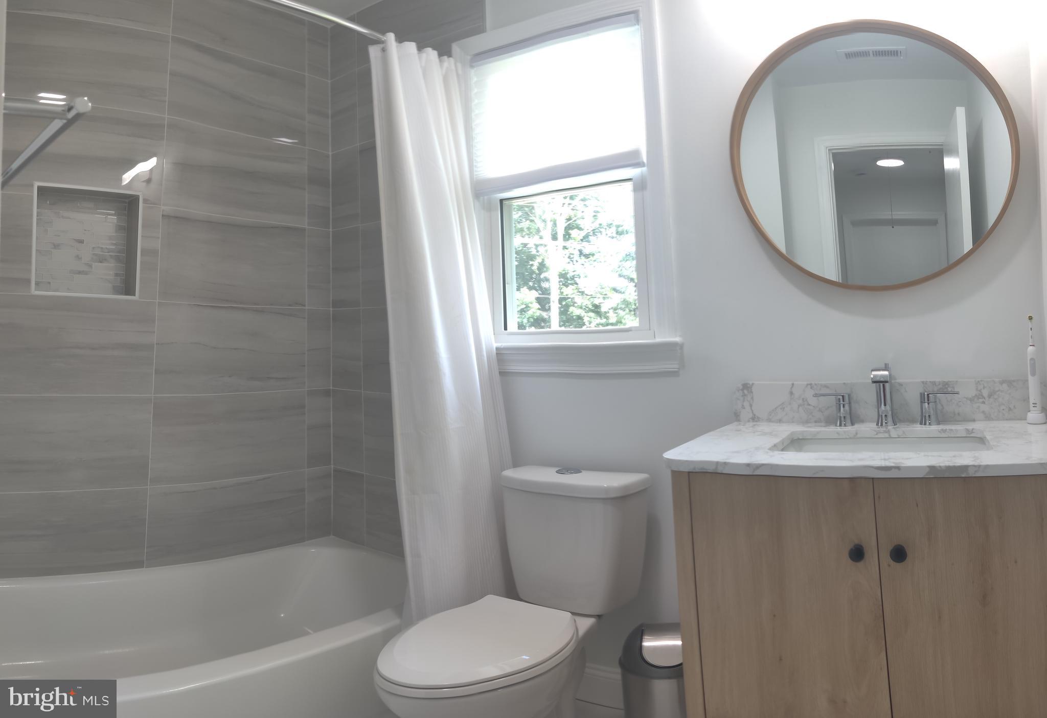 LINCOLN HEIGHTS - Residential