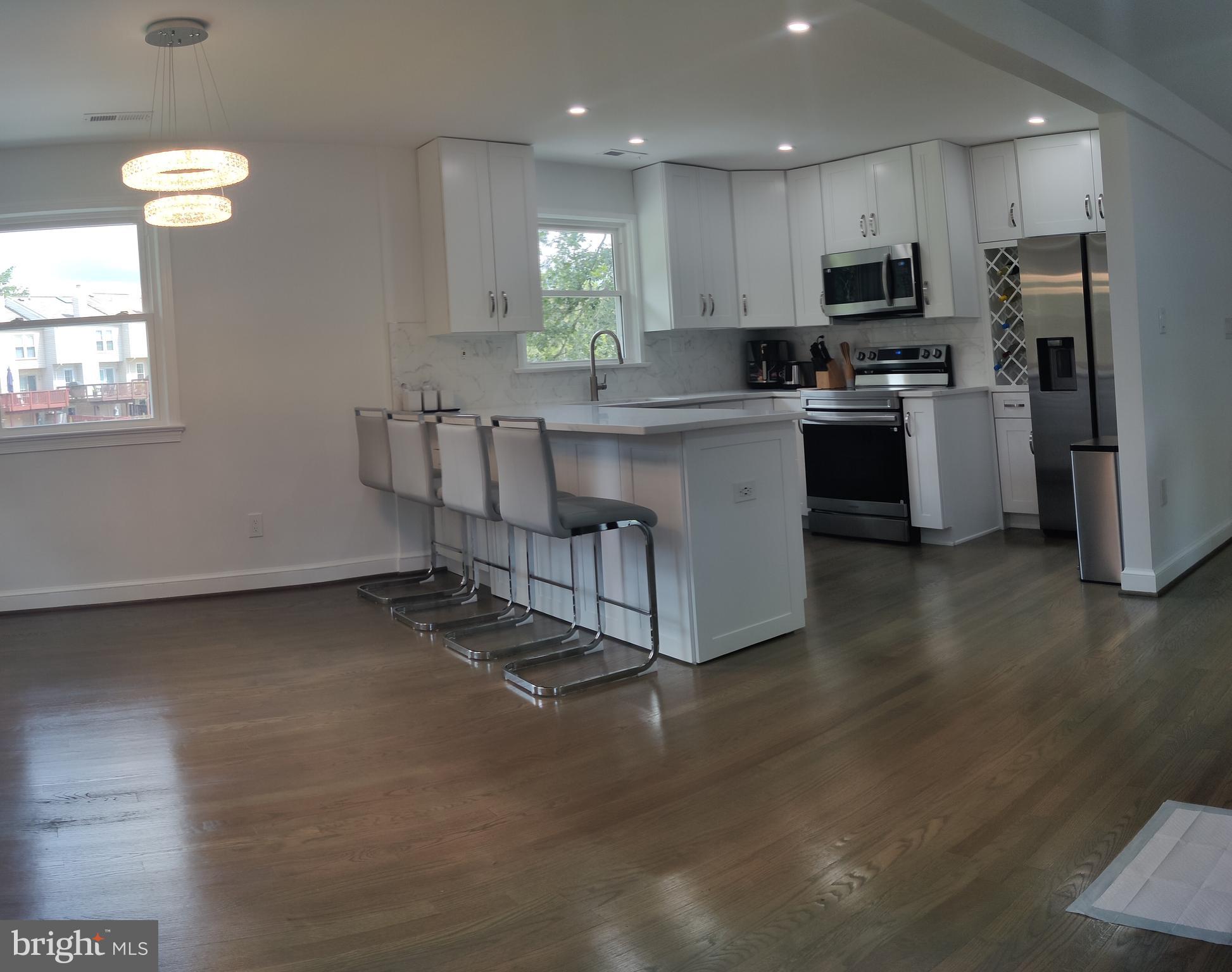 LINCOLN HEIGHTS - Residential