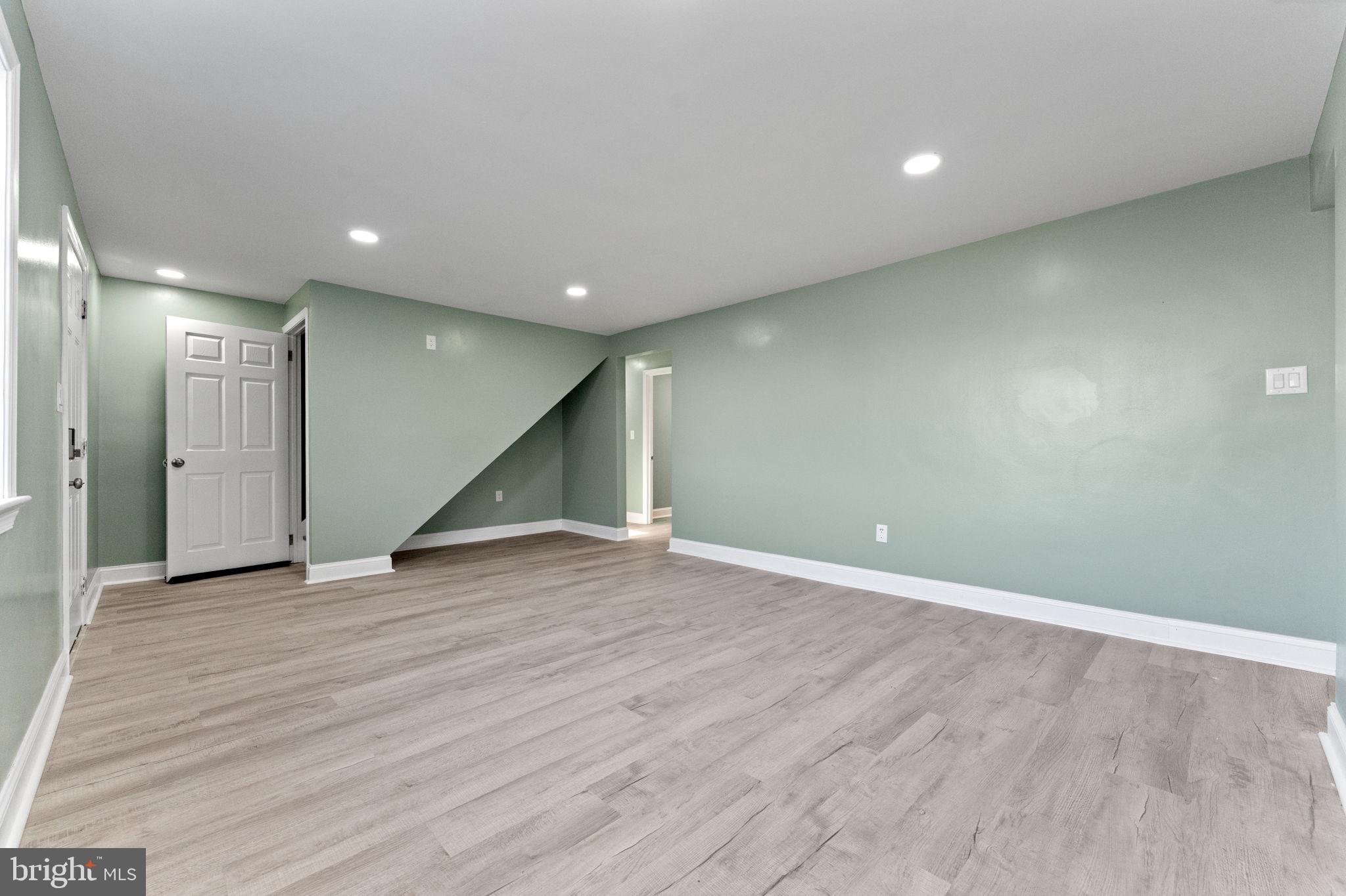 POTTSGROVE - Residential