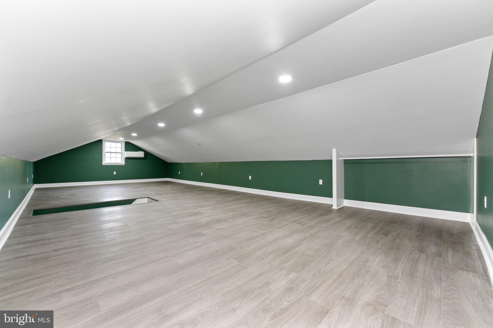 POTTSGROVE - Residential