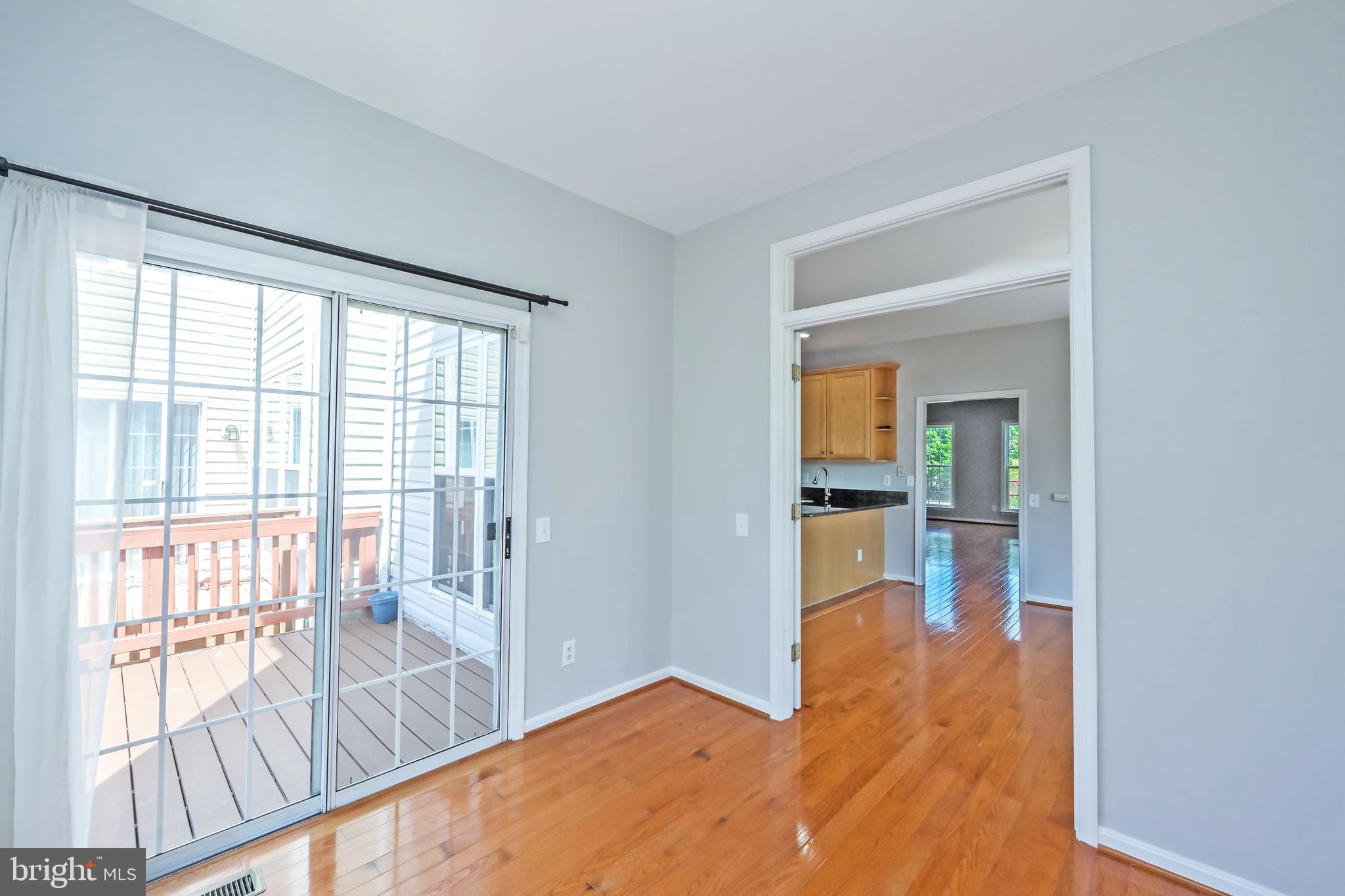 JAPONICA - Residential Lease