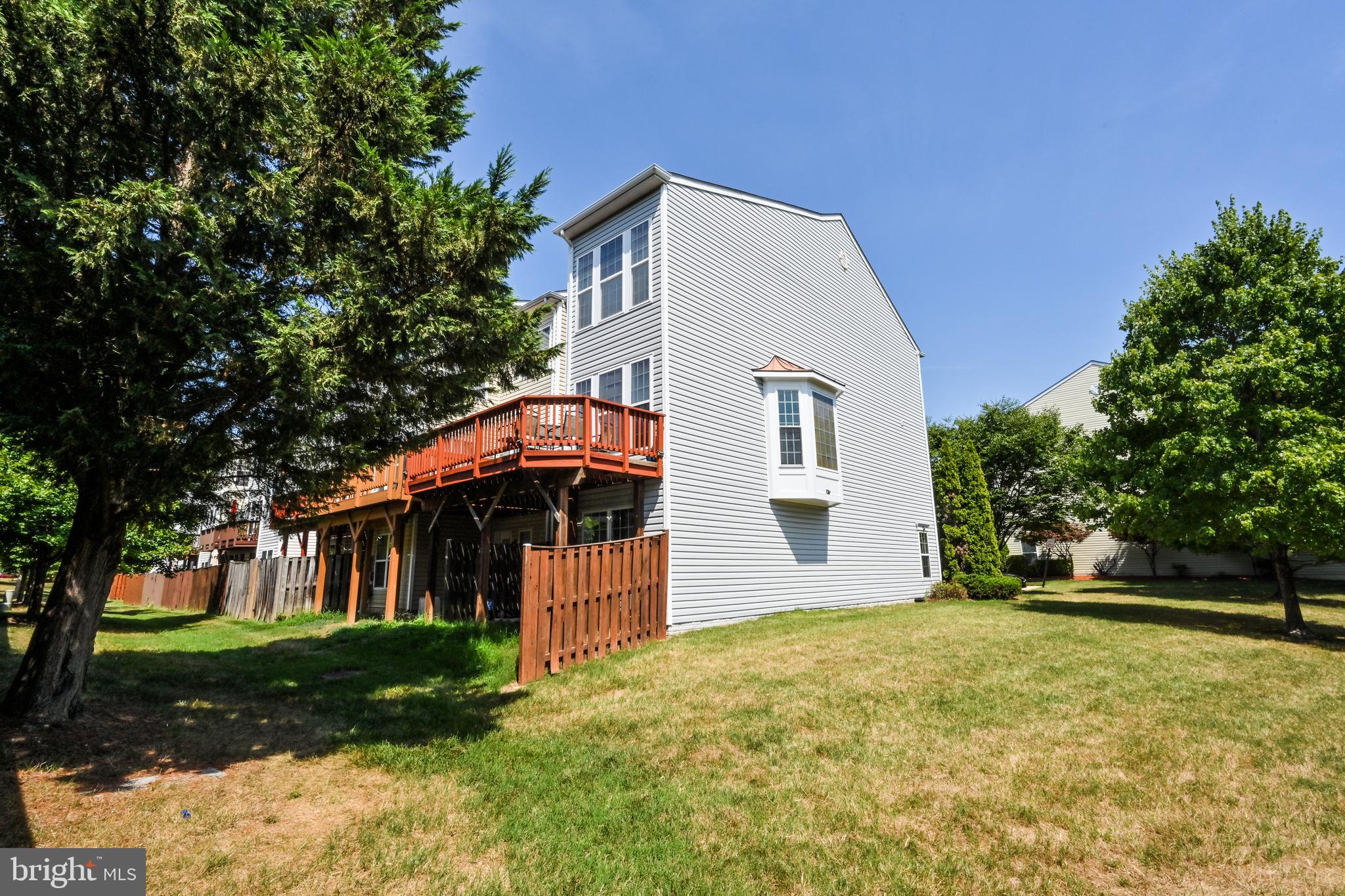 JAPONICA - Residential Lease