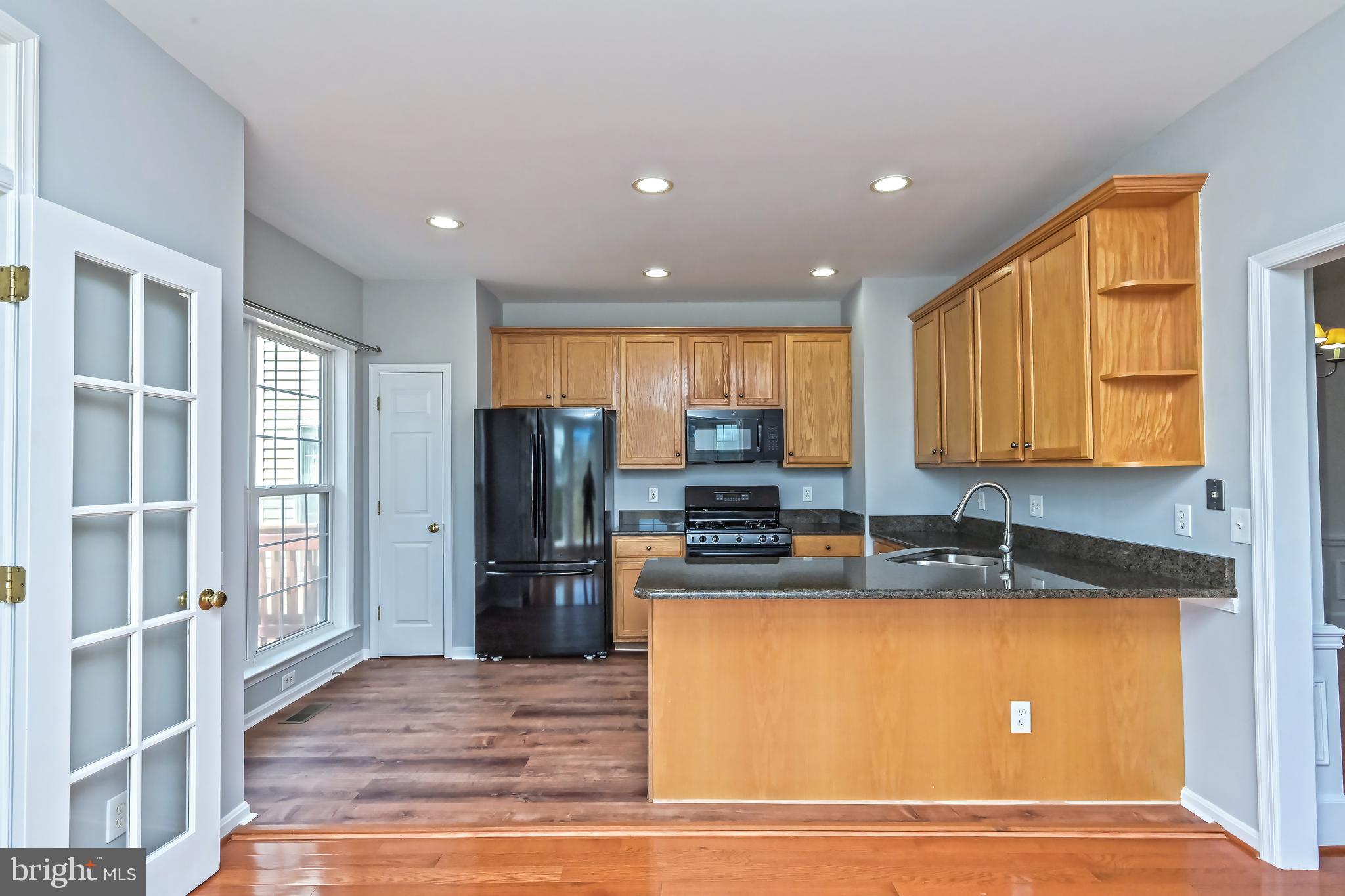 JAPONICA - Residential Lease