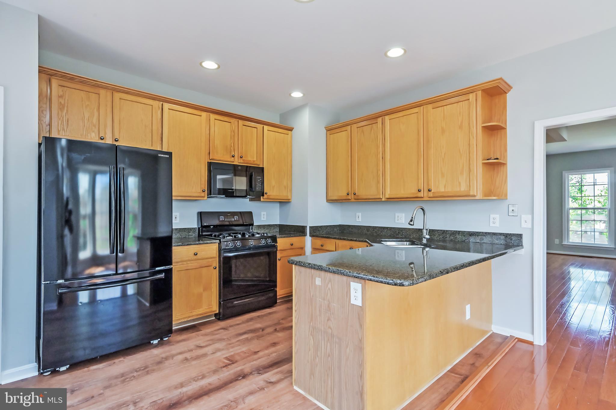 JAPONICA - Residential Lease