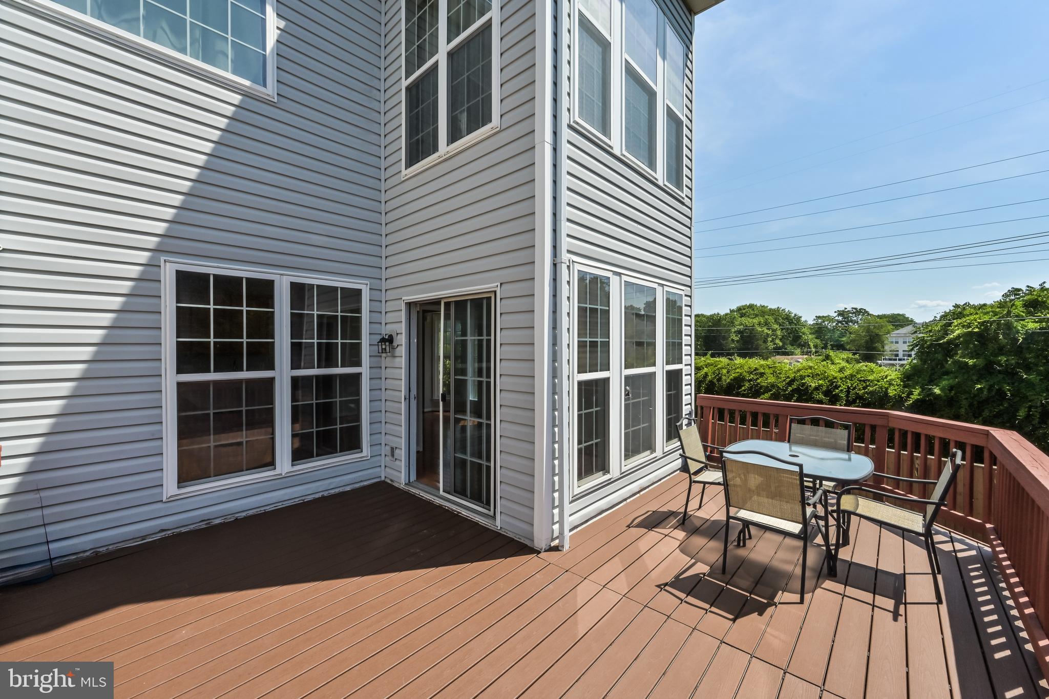 JAPONICA - Residential Lease