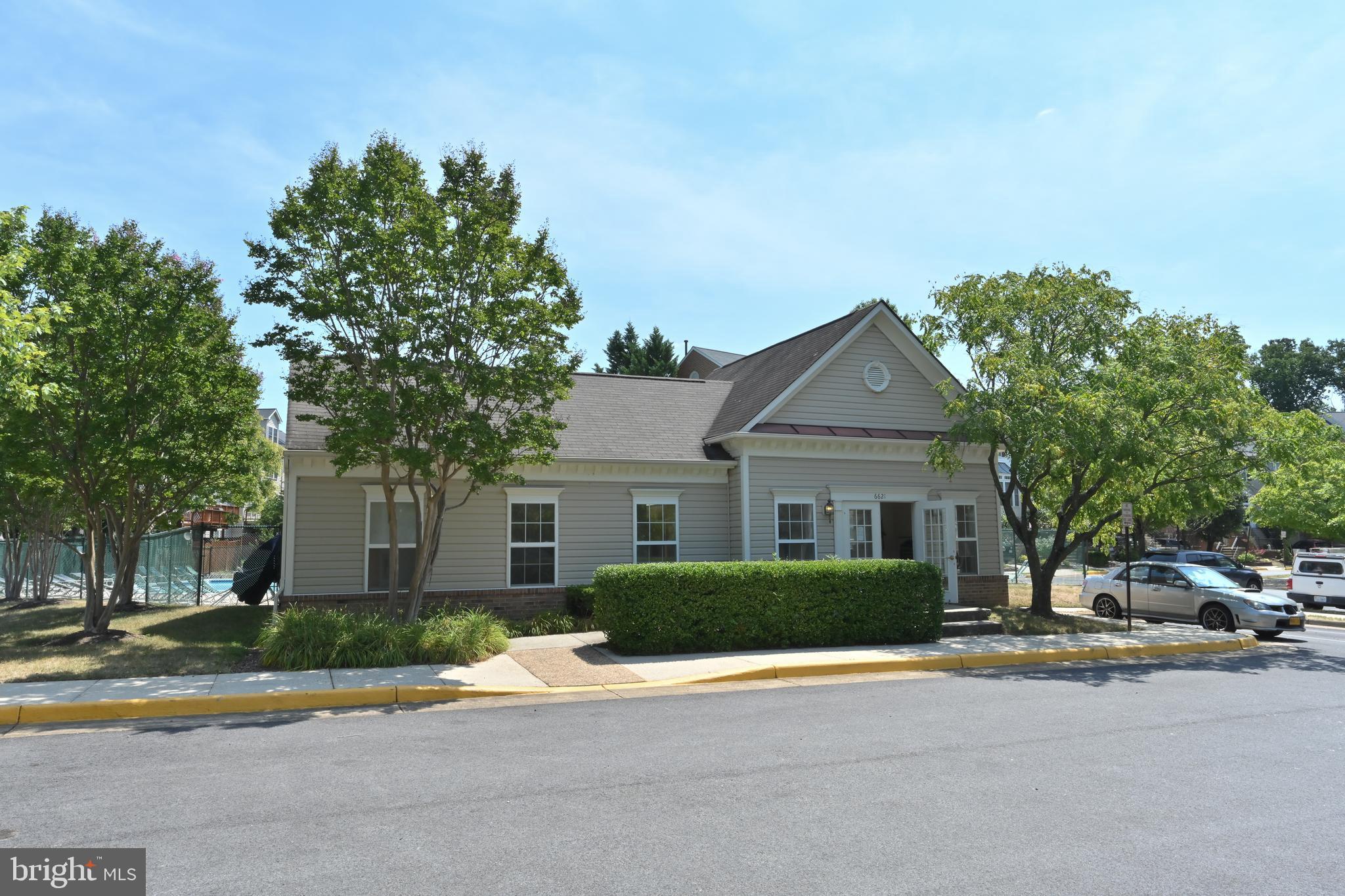 JAPONICA - Residential Lease