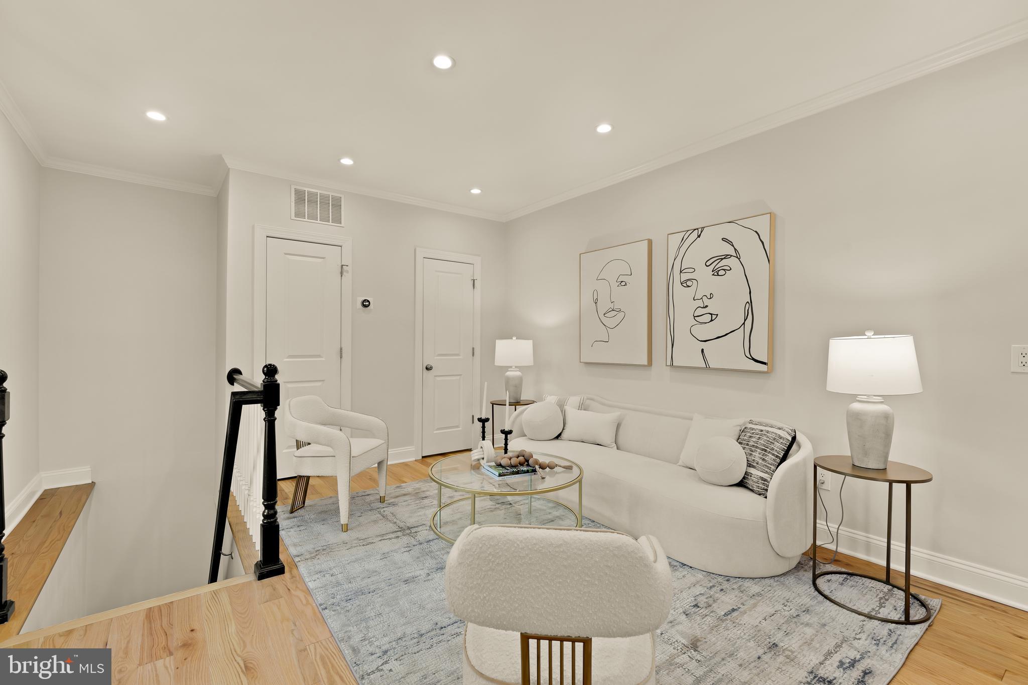 1671 GALES STREET NE 1