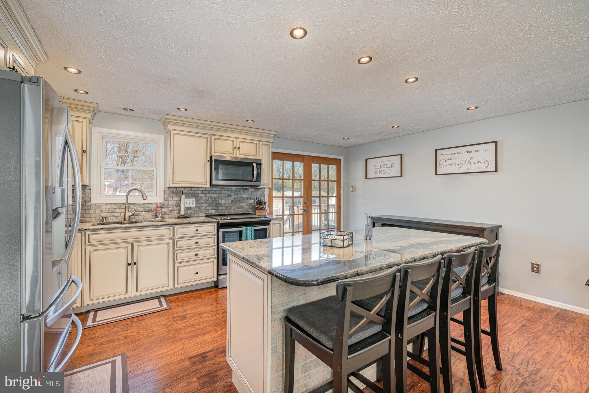 GOLDENTREE - Residential