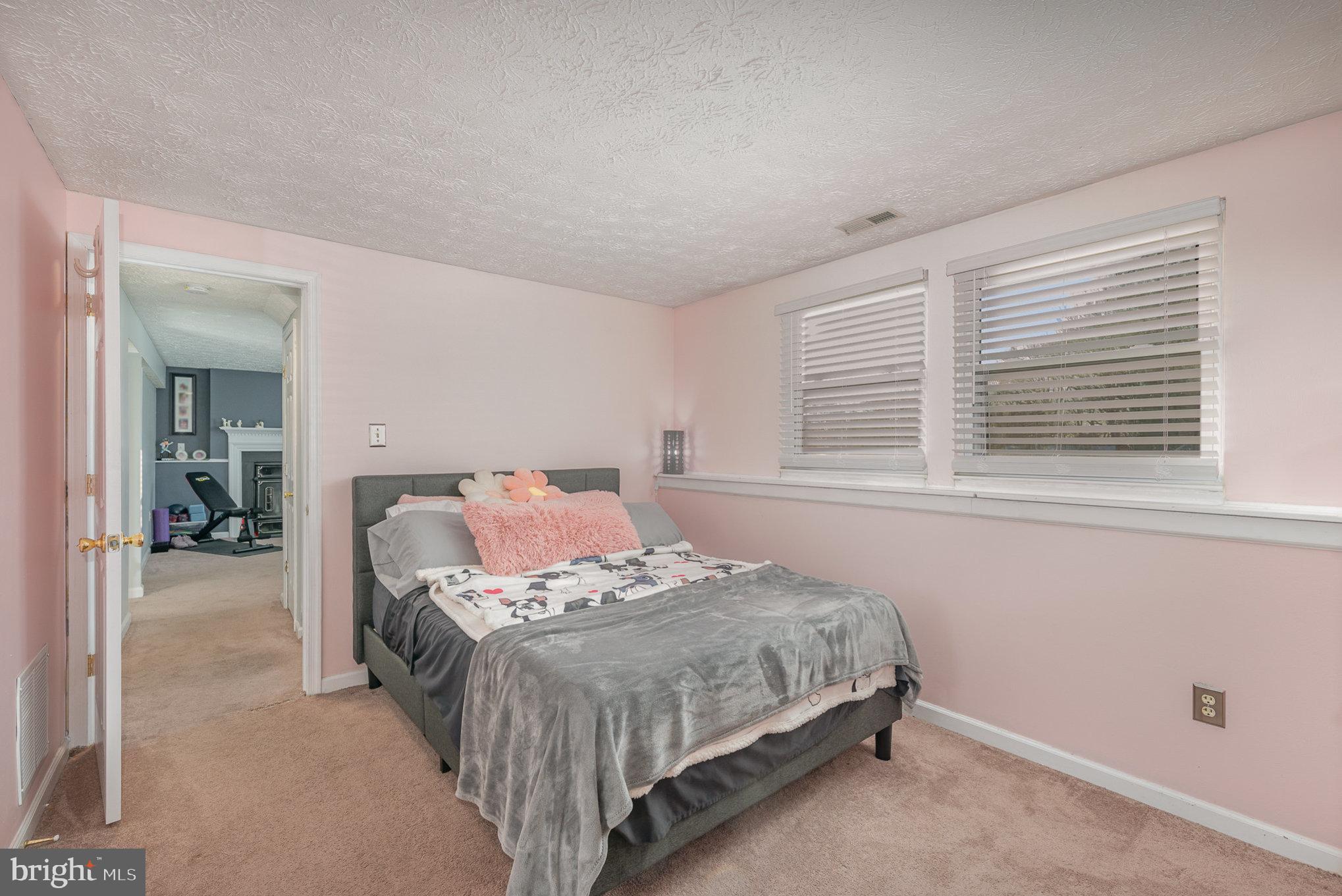 GOLDENTREE - Residential