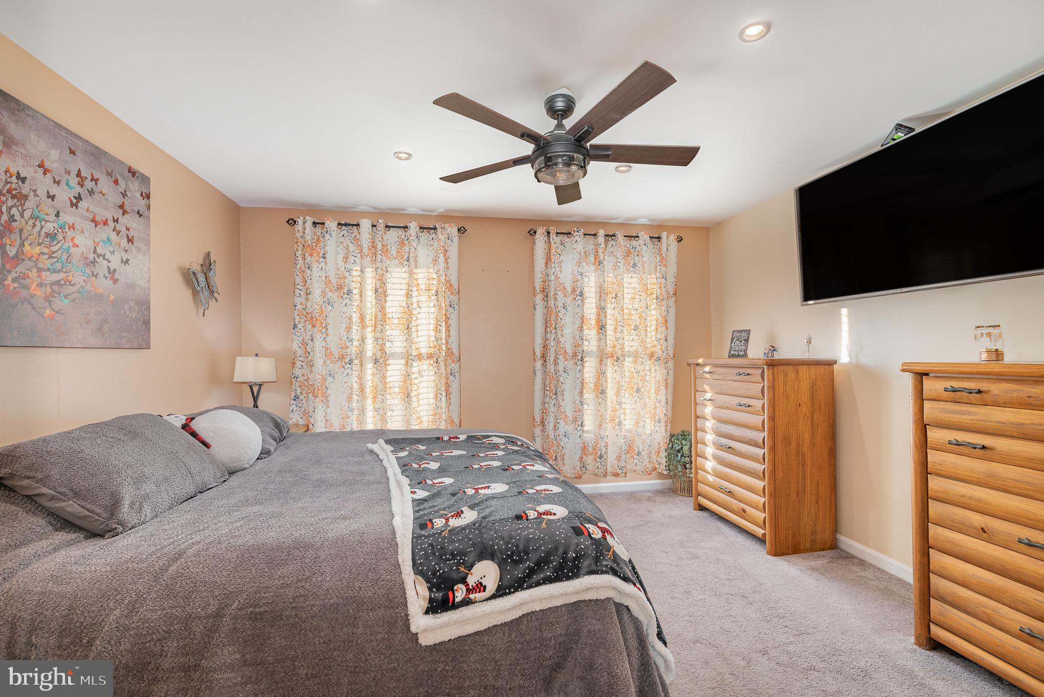 GOLDENTREE - Residential