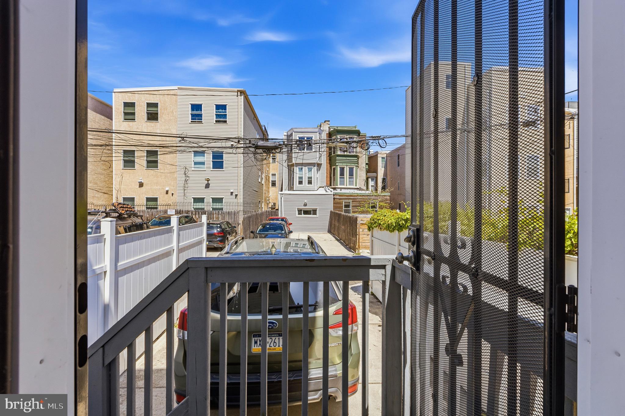 FAIRMOUNT - Residential