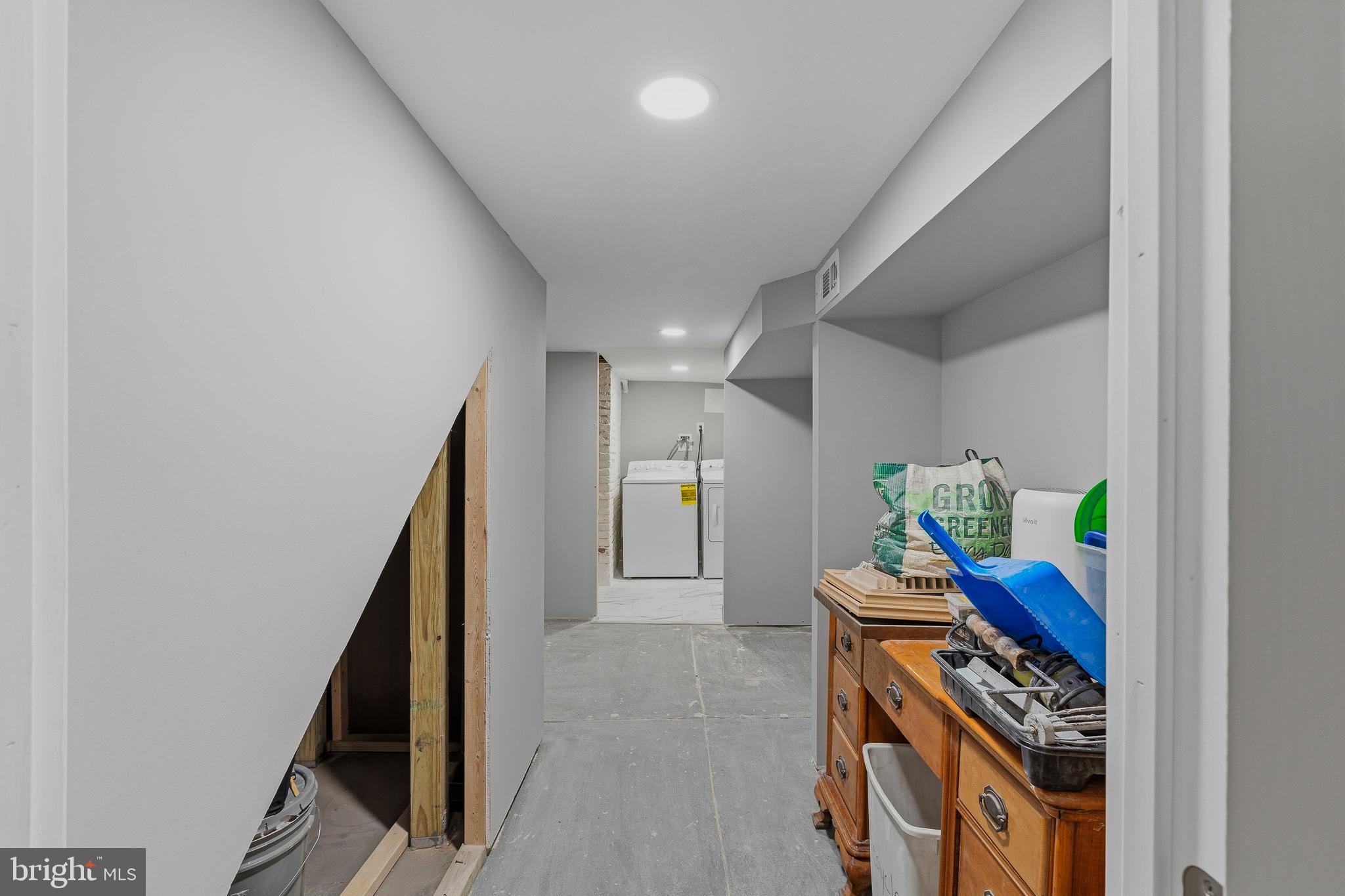 FAIRMOUNT - Residential
