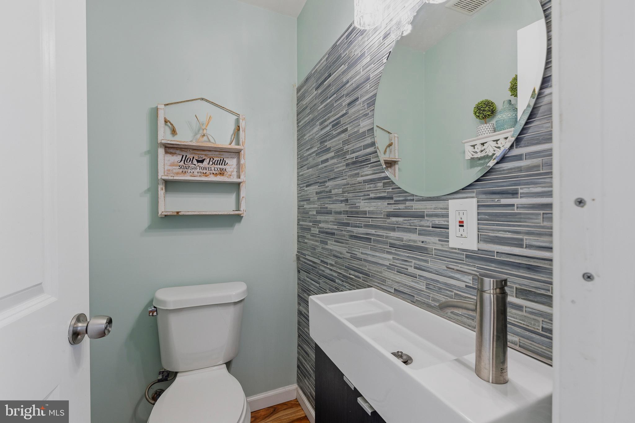 FAIRMOUNT - Residential