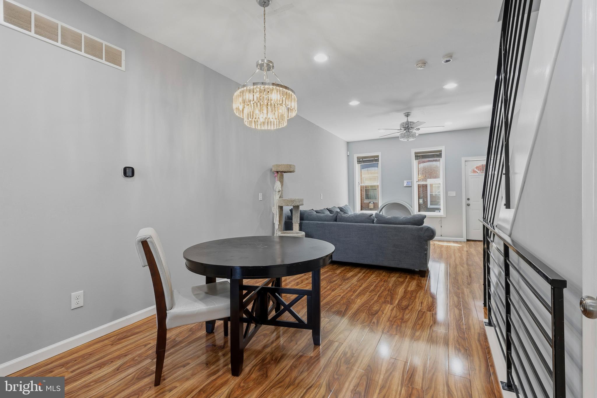 FAIRMOUNT - Residential